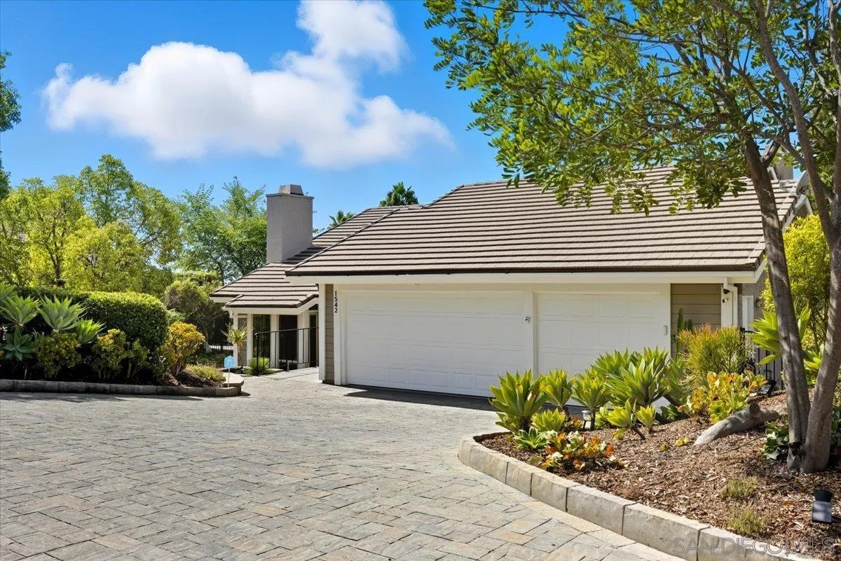 https://cdn.realtyfeed.com/cdn/127/250040892/25d04b093736d3de042b78ee3ac26aae.webp