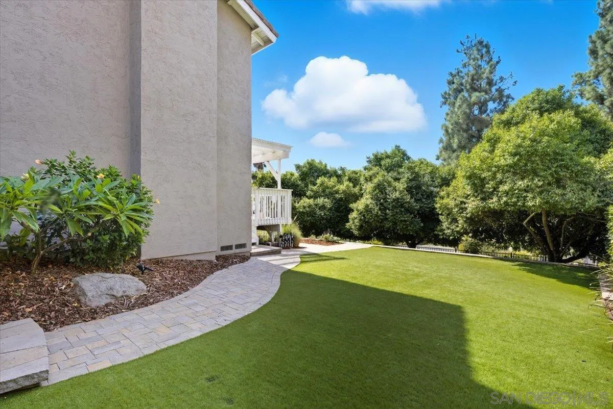 https://cdn.realtyfeed.com/cdn/127/250040892/267fa0c86b3a3101e917406e1aeab00c.webp