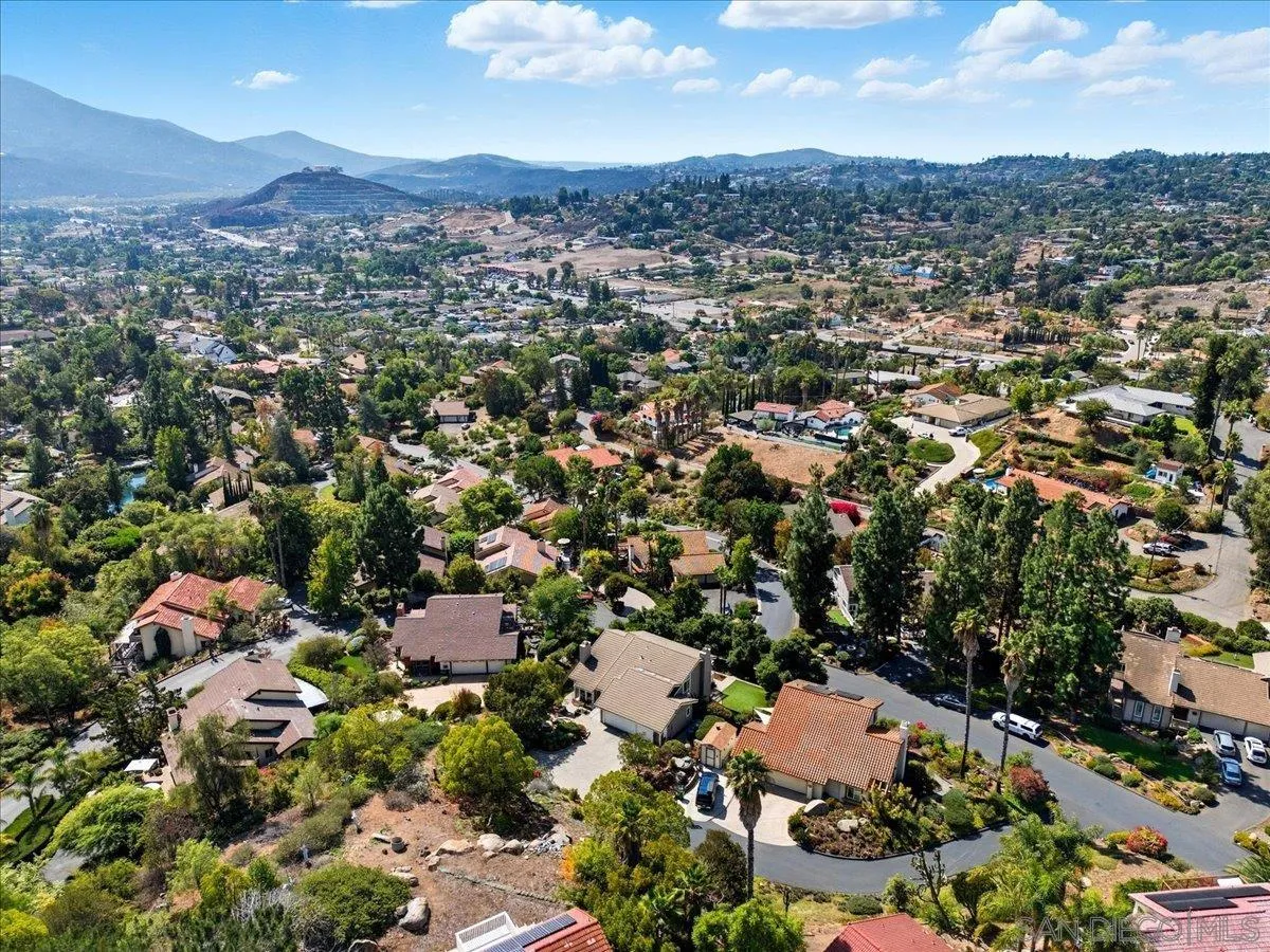 https://cdn.realtyfeed.com/cdn/127/250040892/445c92fefd0479a2ab70dabe1d3424be.webp