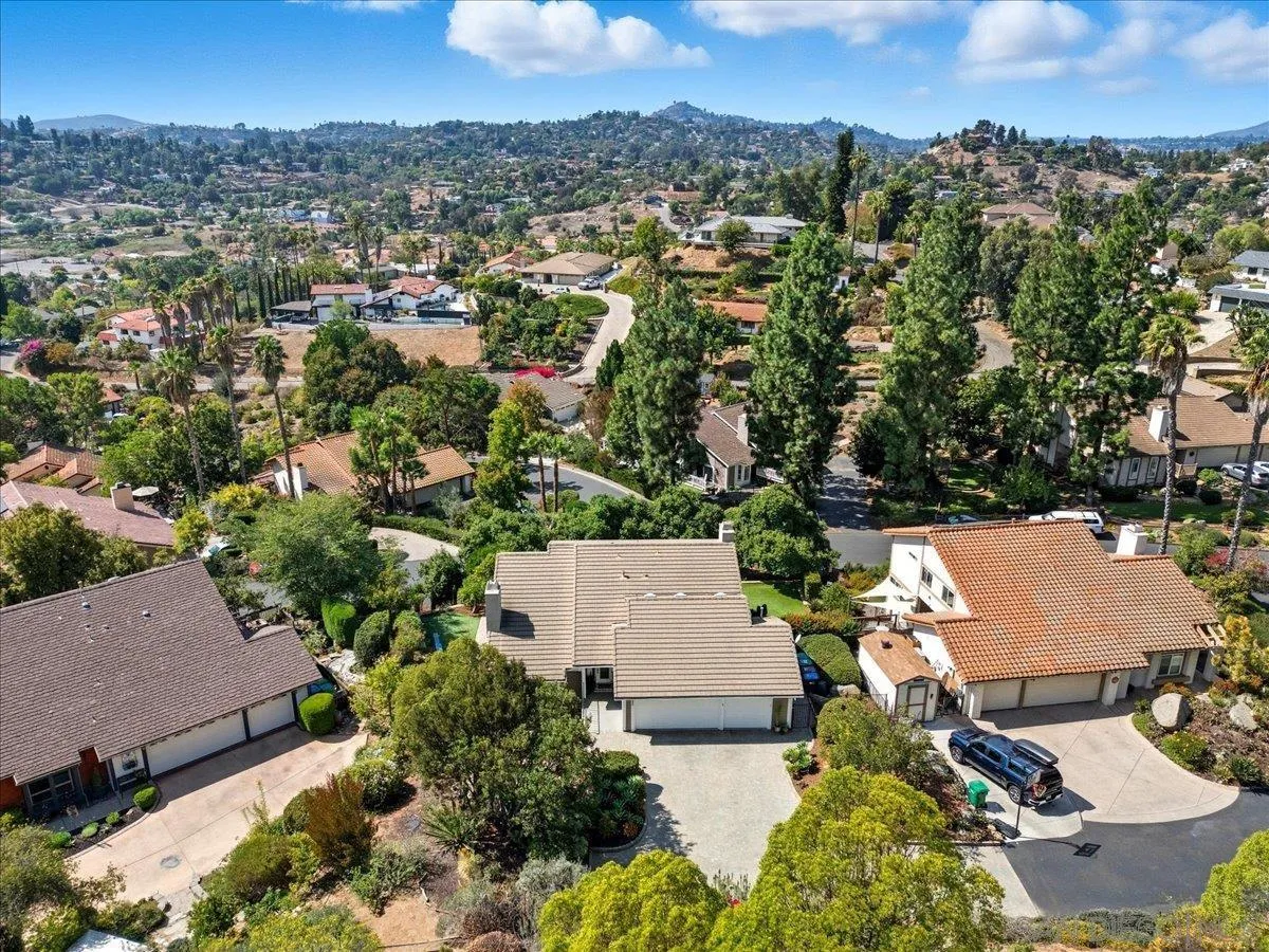 https://cdn.realtyfeed.com/cdn/127/250040892/7a0810e9ebc5ec8658b9d1bca640461b.webp
