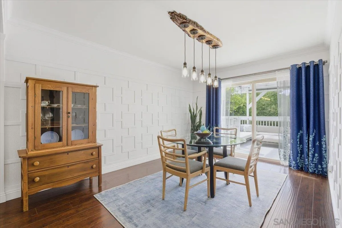 https://cdn.realtyfeed.com/cdn/127/250040892/8c93392a281c3c11ca753062f4f718d5.webp