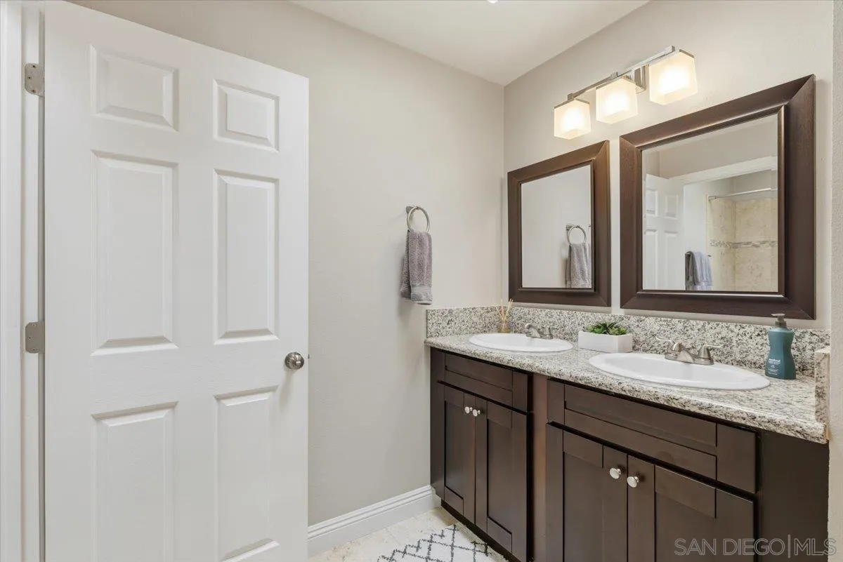 https://cdn.realtyfeed.com/cdn/127/250040892/f723190da3d271550b728638865bd587.webp
