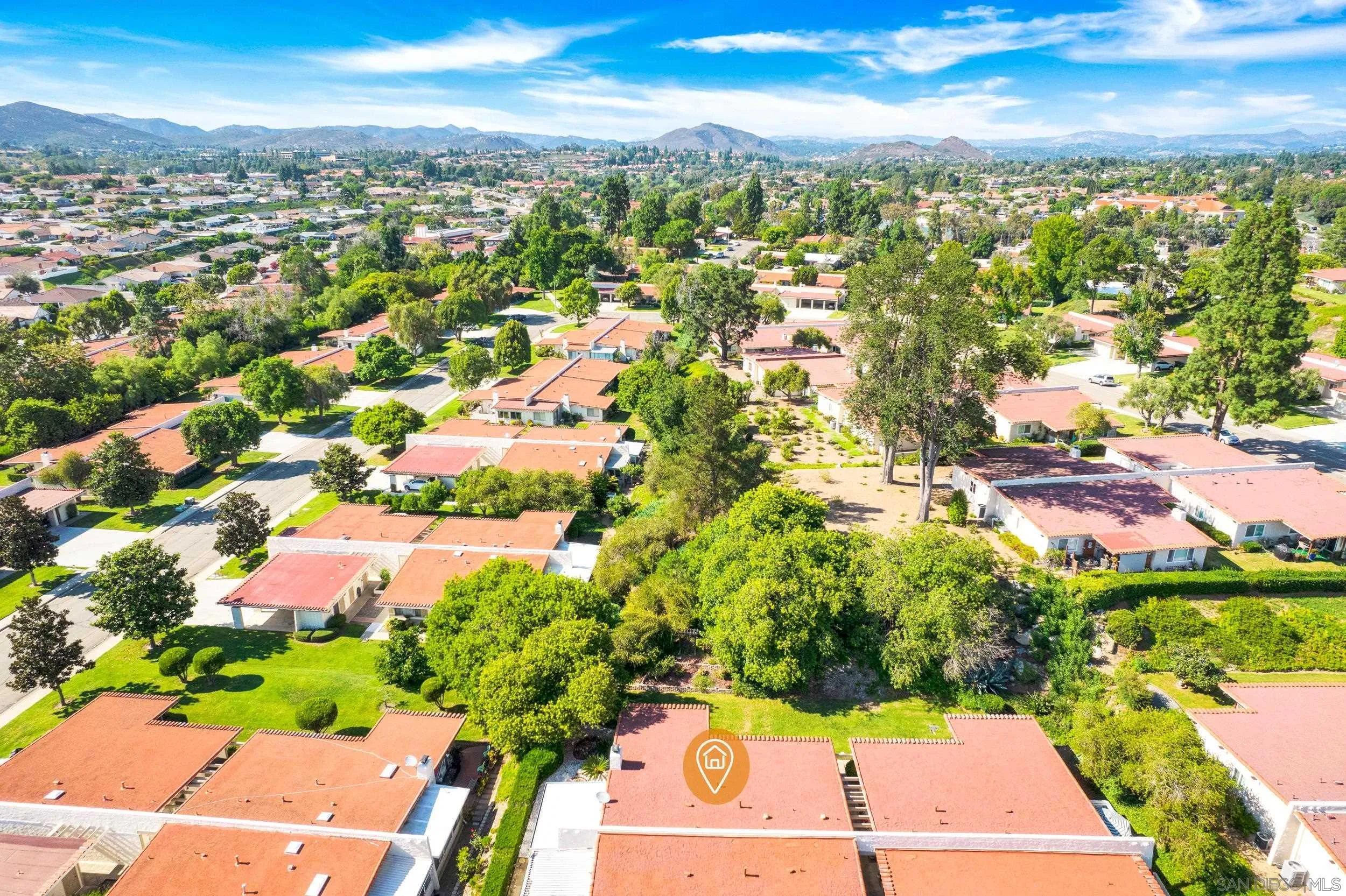 https://cdn.realtyfeed.com/cdn/127/250040893/6cf756405638a7017c5dfd7ceec4c7e7.webp