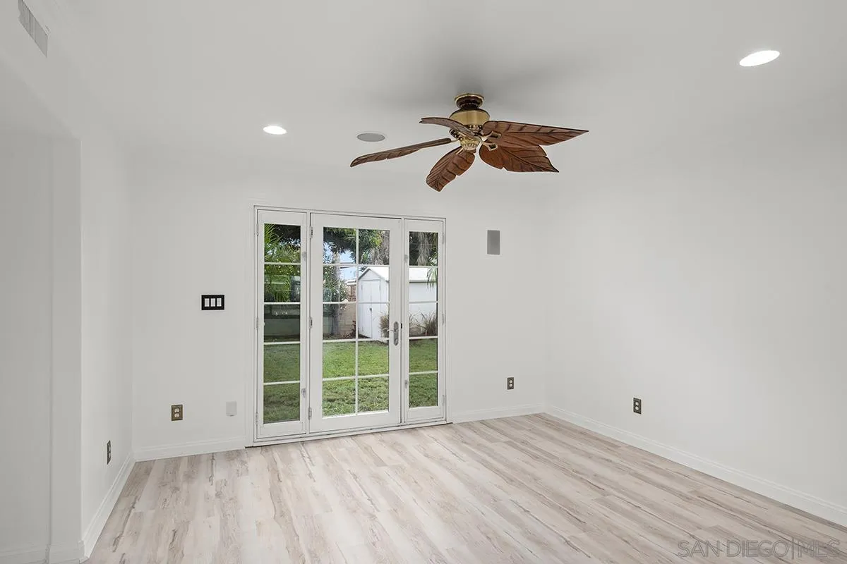 https://cdn.realtyfeed.com/cdn/127/250040898/12461a680e3b7b78df322d95a543d8f6.webp
