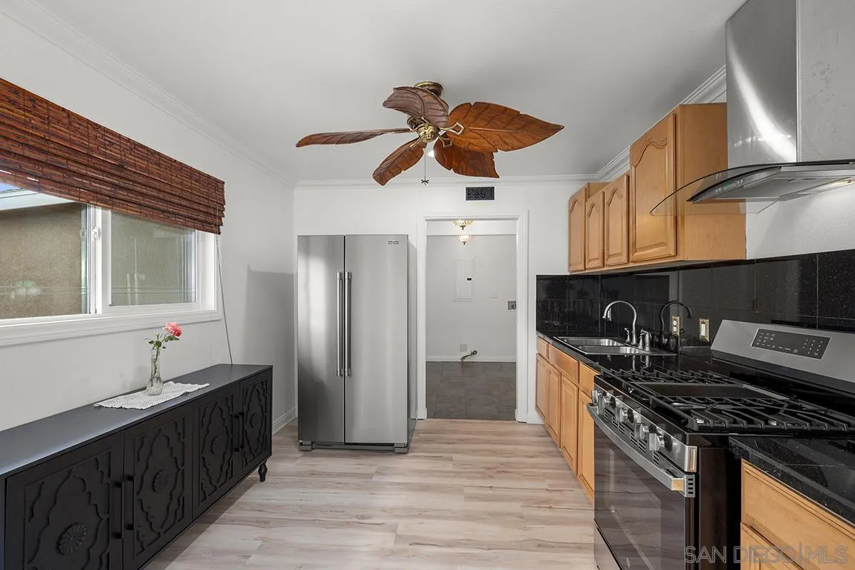 https://cdn.realtyfeed.com/cdn/127/250040898/1cc341625b3719e544c2c85c3083740a.webp