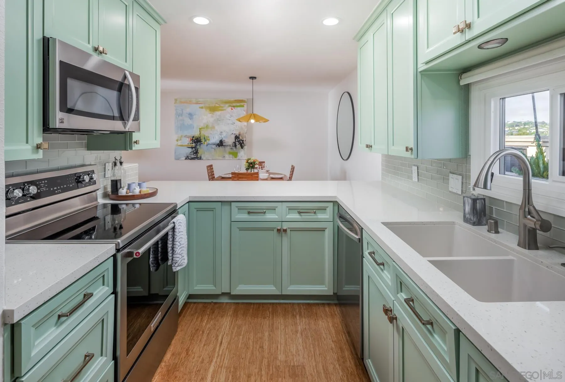 https://cdn.realtyfeed.com/cdn/127/250040899/c3ae61b9a60b31ea30fb75565bc3a809.webp