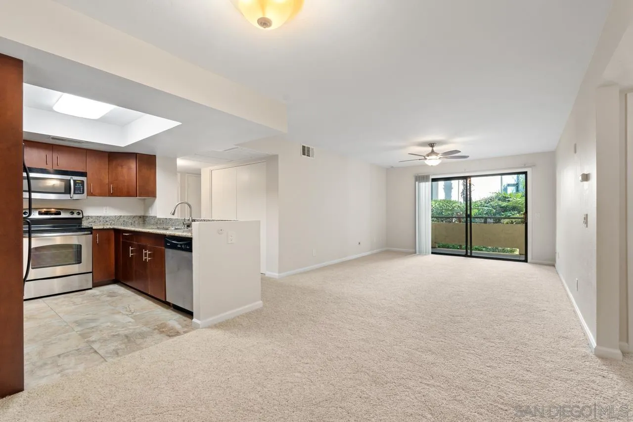 Photo #4: 250040907 Listing 
