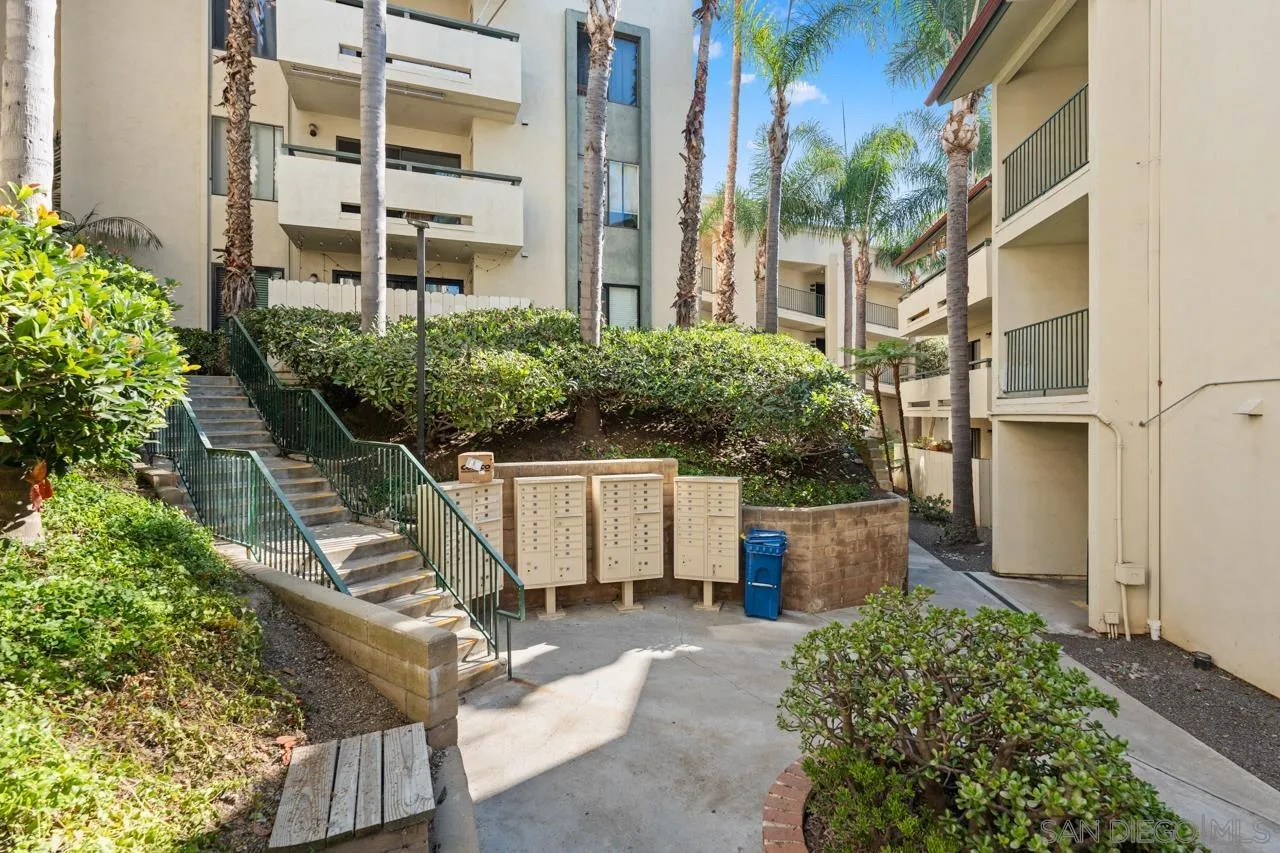 Photo #3: 250040907 Listing 