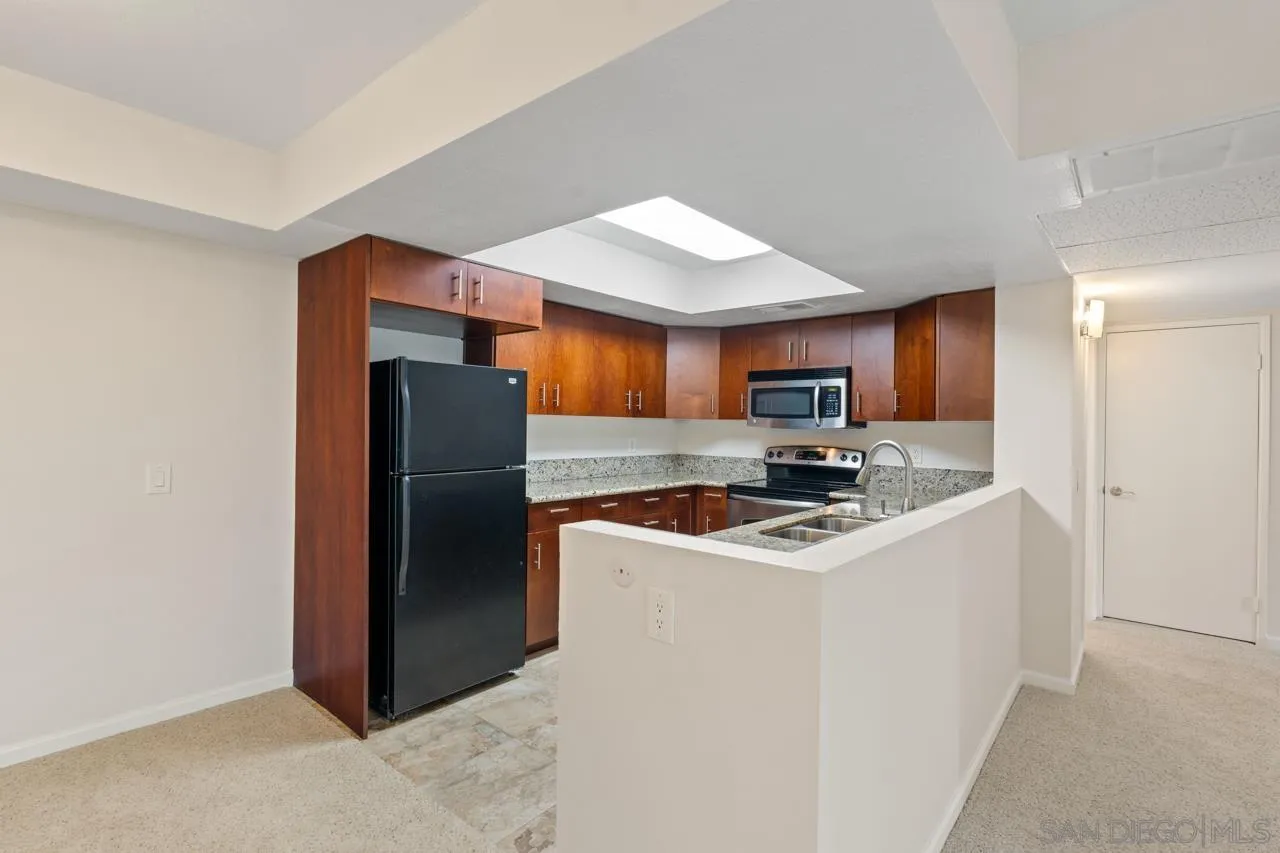 https://cdn.realtyfeed.com/cdn/127/250040907/db77caa9ed16f794ebceacca3d0500a7.webp