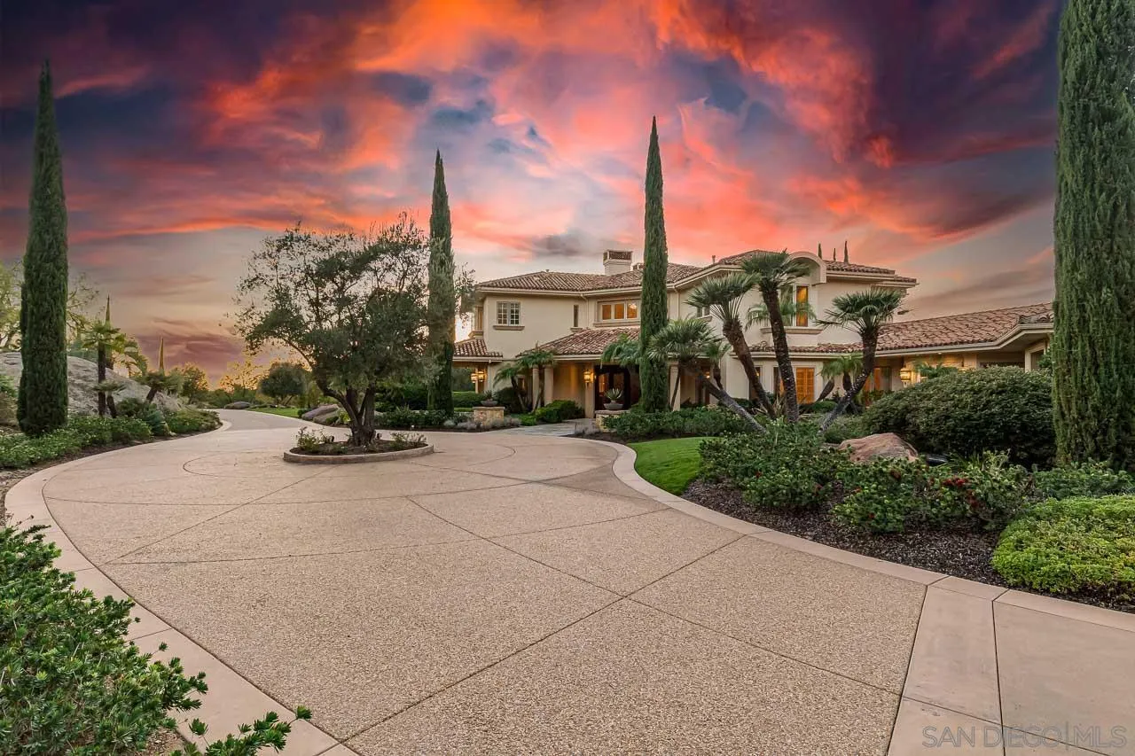 https://cdn.realtyfeed.com/cdn/127/250040911/889b08b06c9fd796bc999326815fedd2.webp