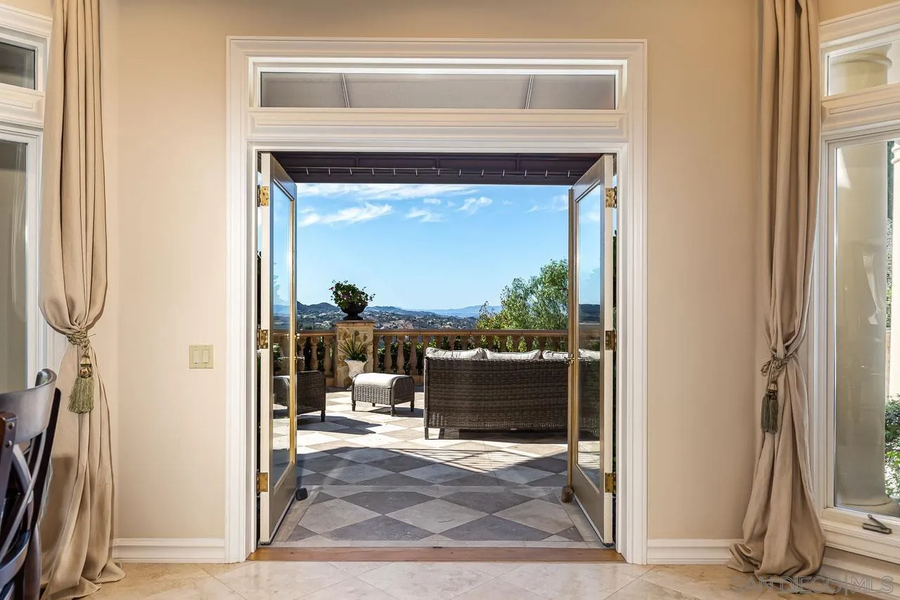 https://cdn.realtyfeed.com/cdn/127/250040911/e52c1d63b1d168ace790ff2b3b8ef825.webp