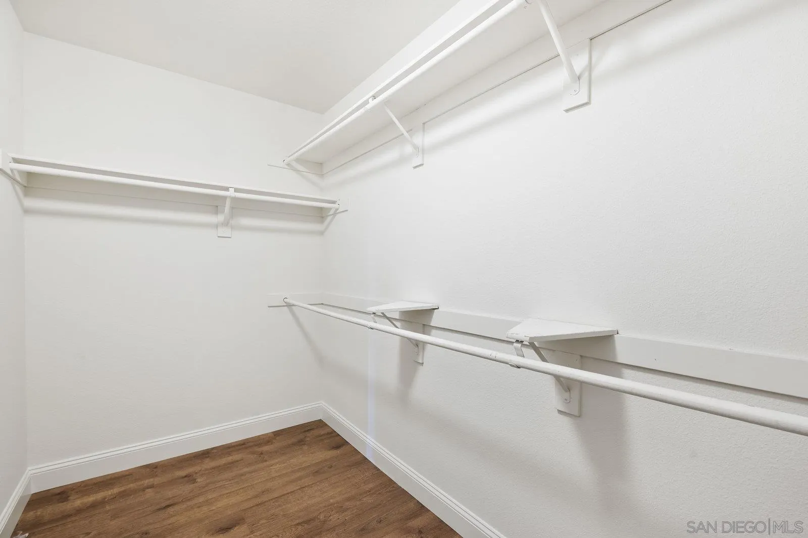 https://cdn.realtyfeed.com/cdn/127/250040913/0115966f7d44bdaefd01ccb2ec4a01ae.webp