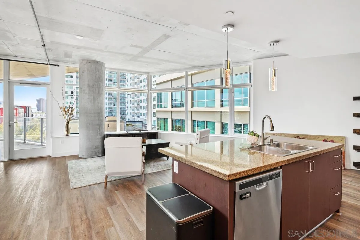 Photo #10: 250040916 Listing: Photo #10