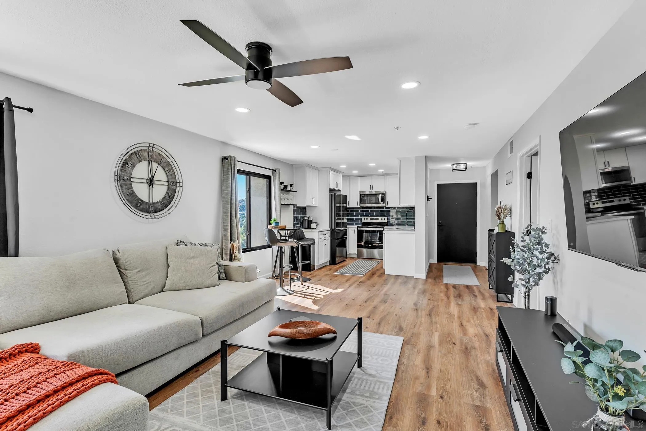 https://cdn.realtyfeed.com/cdn/127/250040920/9cf3566ba0d3f45f00364c1cfd151900.webp