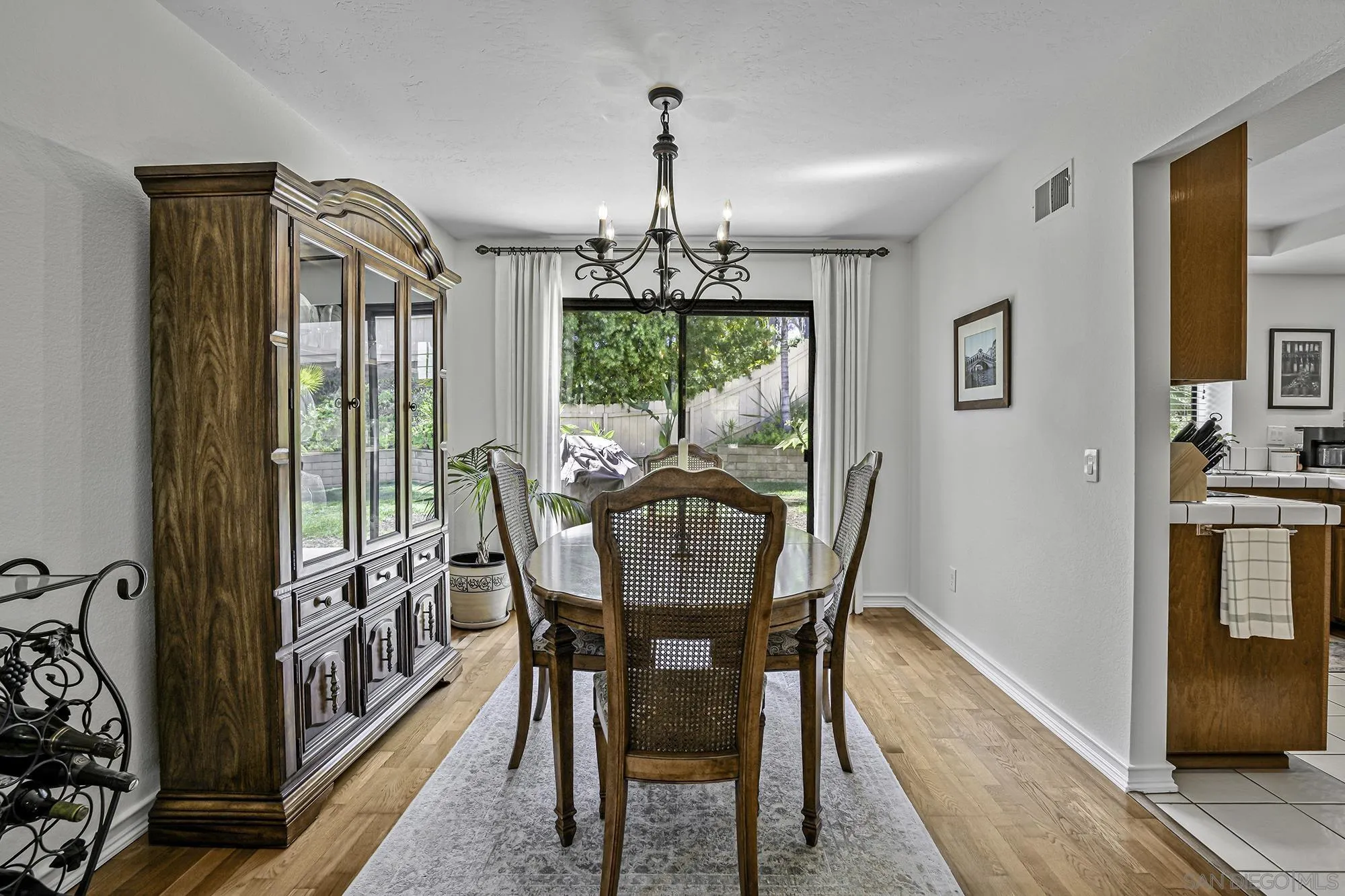 https://cdn.realtyfeed.com/cdn/127/250040929/1e4e1f49e1cd960427242794ac4b71fe.webp