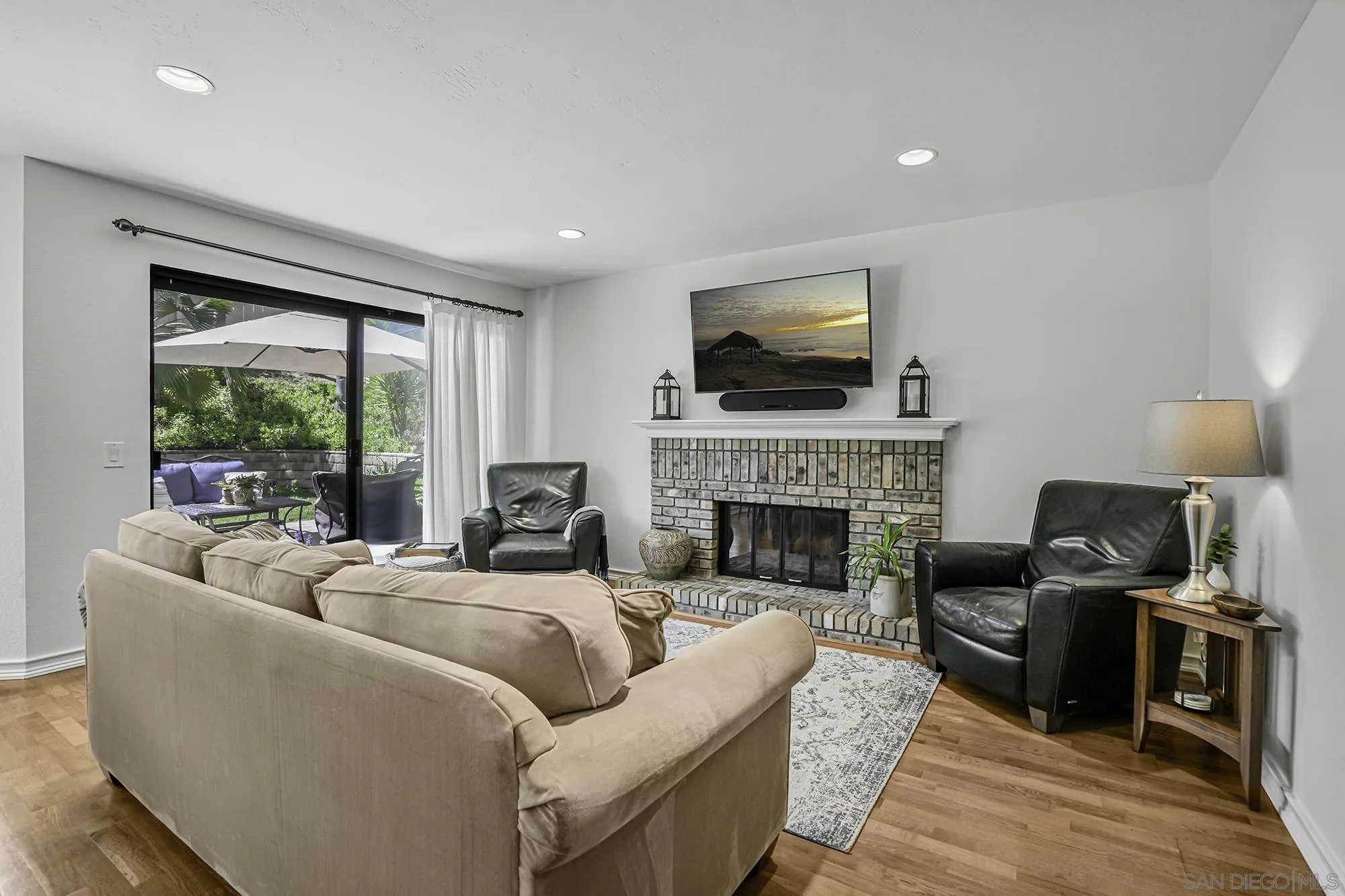 https://cdn.realtyfeed.com/cdn/127/250040929/5f480f7bd9483c39896a571a0ee27441.webp