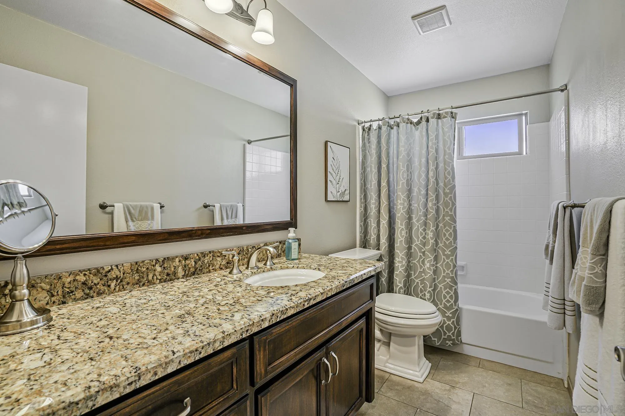 https://cdn.realtyfeed.com/cdn/127/250040929/dfb982254dfd850548eafe75e4f90f79.webp