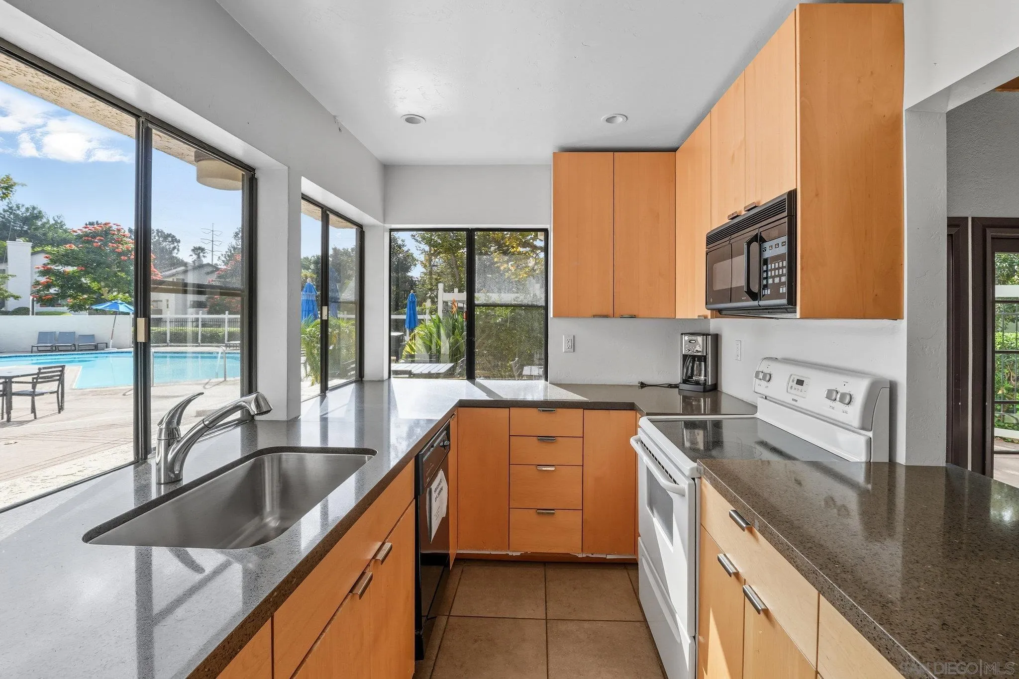 https://cdn.realtyfeed.com/cdn/127/250040930/b94ad876b86329850aaf80a032bb929a.webp