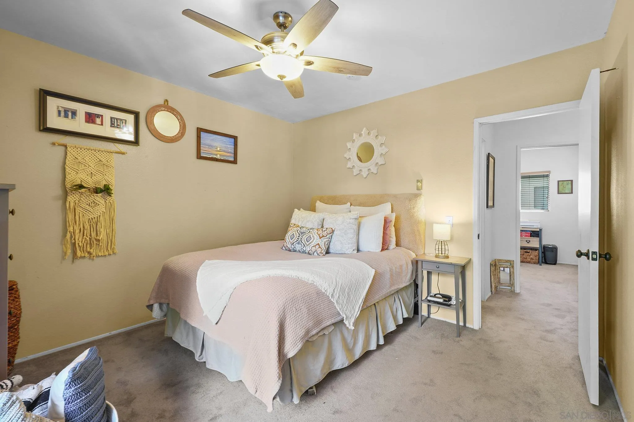 https://cdn.realtyfeed.com/cdn/127/250040930/c74b94a1cad5f6391e439e04fbd34d74.webp