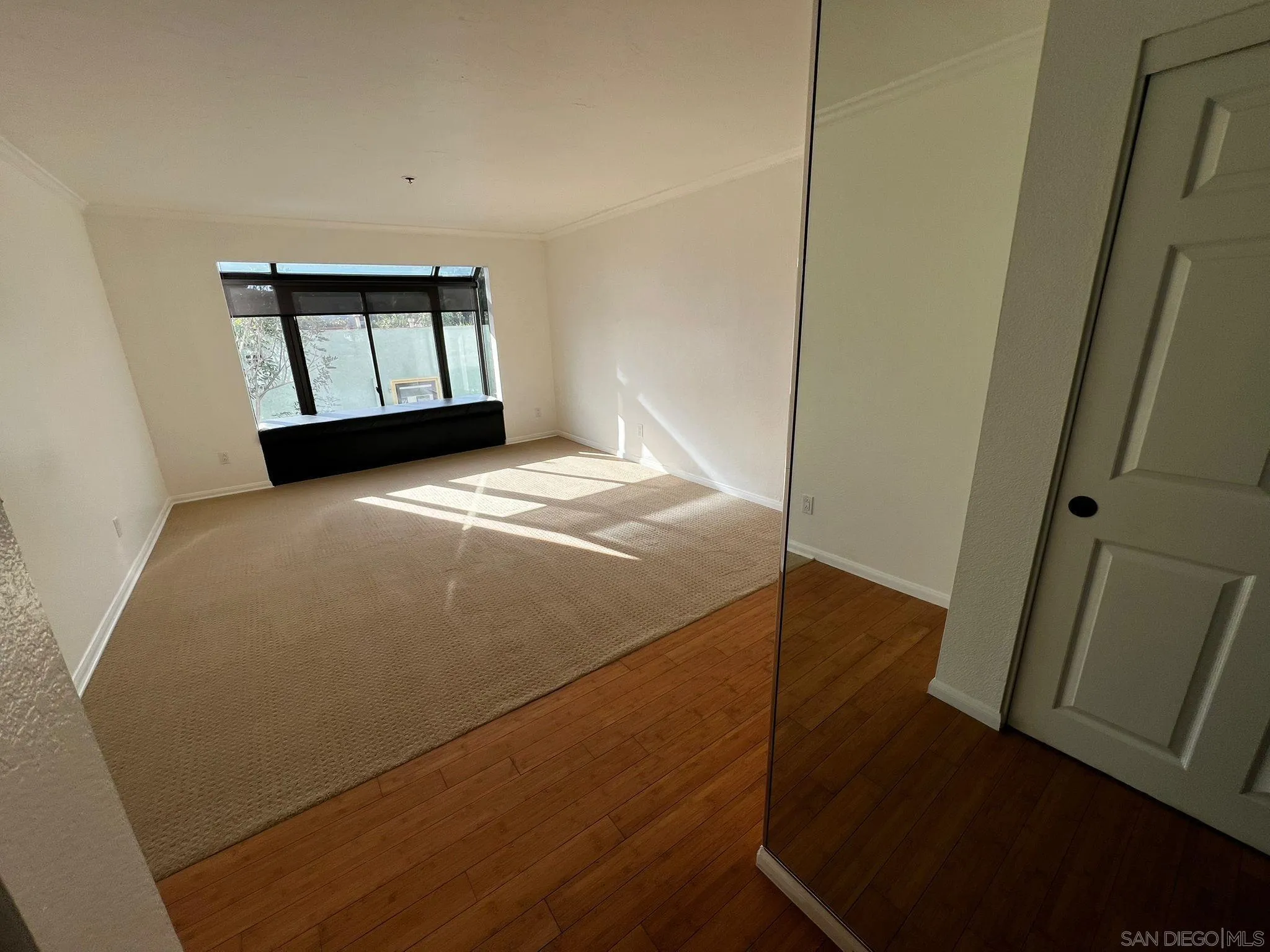 Photo #7: 250040931 Listing: Photo #7