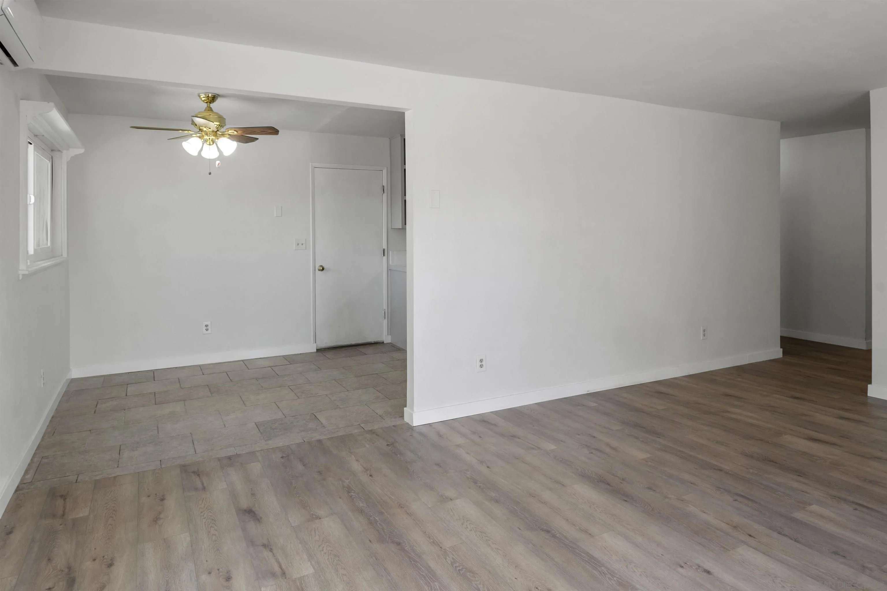 https://cdn.realtyfeed.com/cdn/127/250040937/7a4efcaa724a4b91b13a3ef77420a573.webp