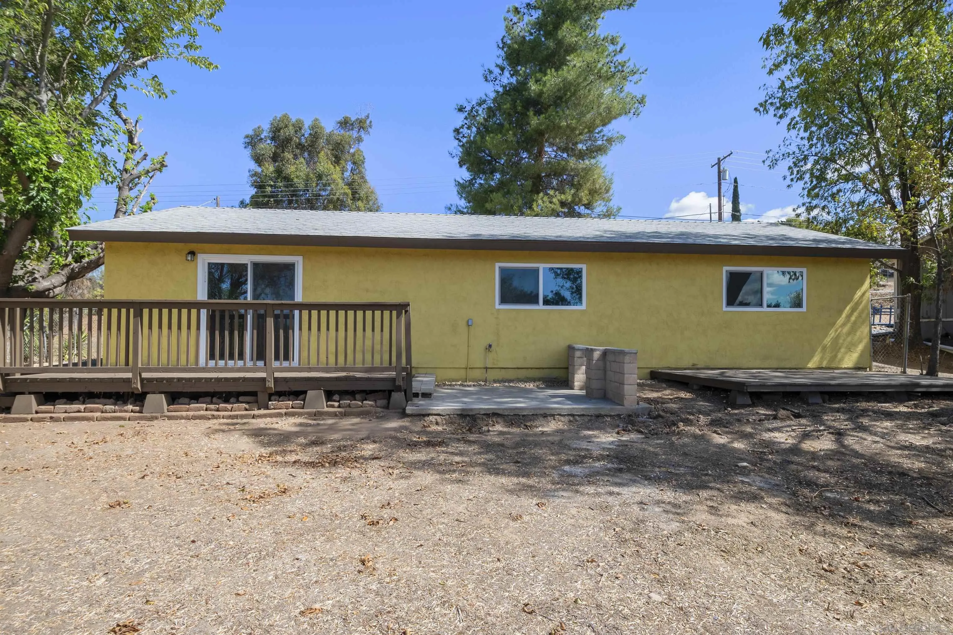 https://cdn.realtyfeed.com/cdn/127/250040937/7c605280a8624c2dc7b7e07efee151b7.webp