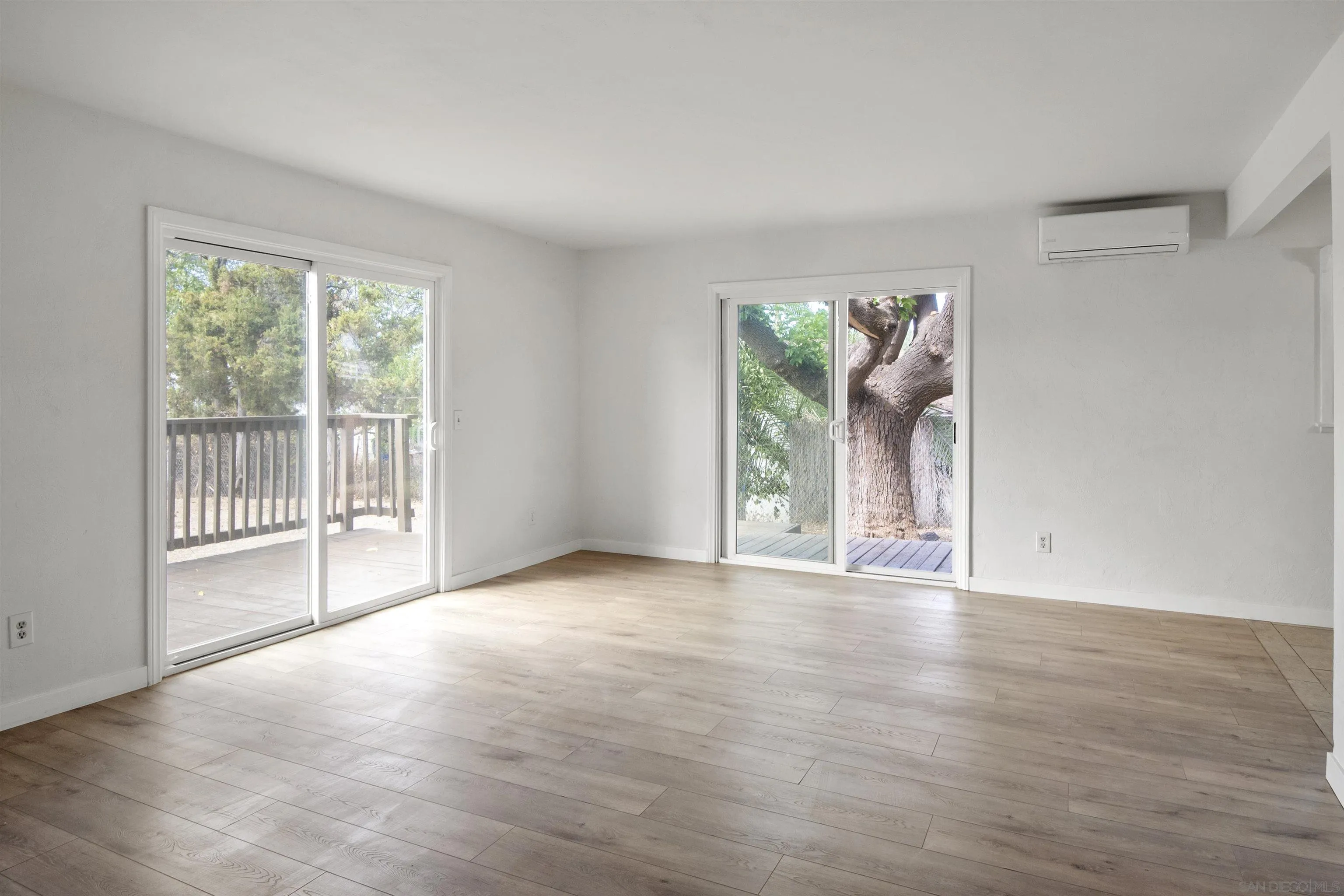 https://cdn.realtyfeed.com/cdn/127/250040937/f9d8e4452076e1731fffbd4eb88ba62b.webp
