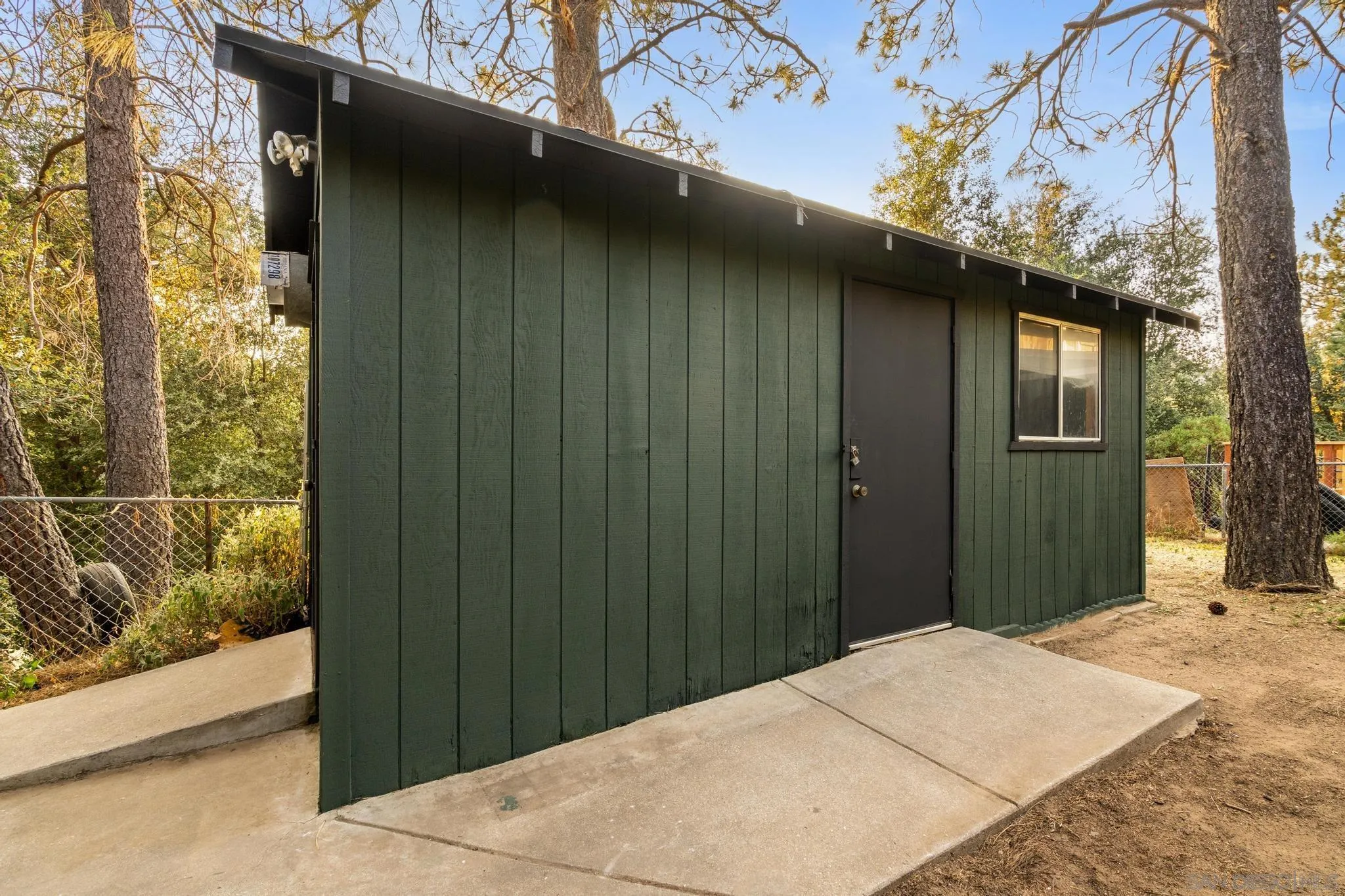 https://cdn.realtyfeed.com/cdn/127/250040940/0daaea8b0916c54d282082c65589faed.webp