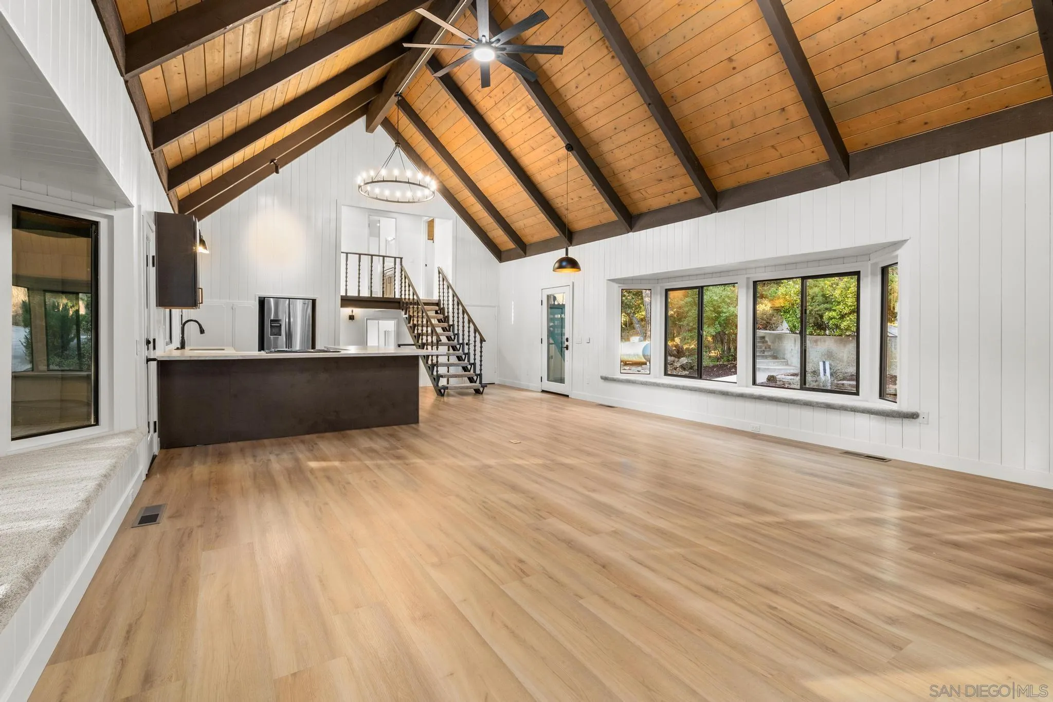 https://cdn.realtyfeed.com/cdn/127/250040940/8911a9eaa44763b620f6d55952f22448.webp