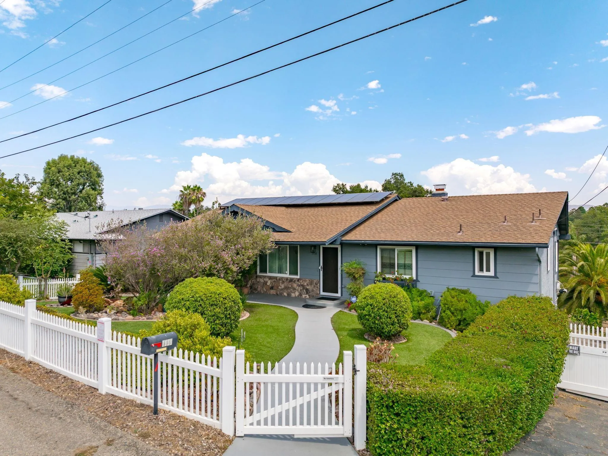 https://cdn.realtyfeed.com/cdn/127/250040941/59d91c69757fc711f493c2d8e312b171.webp