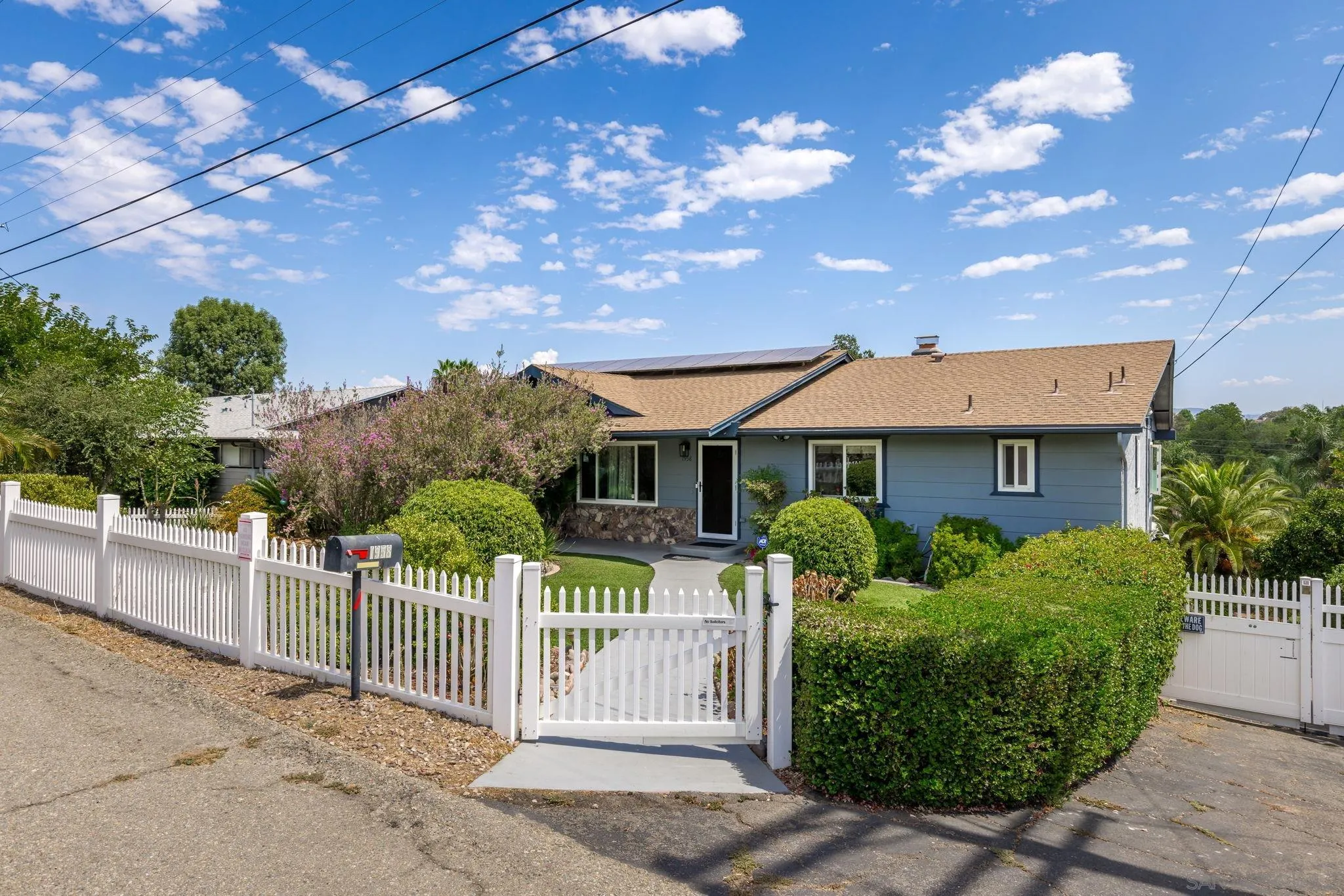 https://cdn.realtyfeed.com/cdn/127/250040941/82671282bec884bbf8b25d3bba3f1ec1.webp