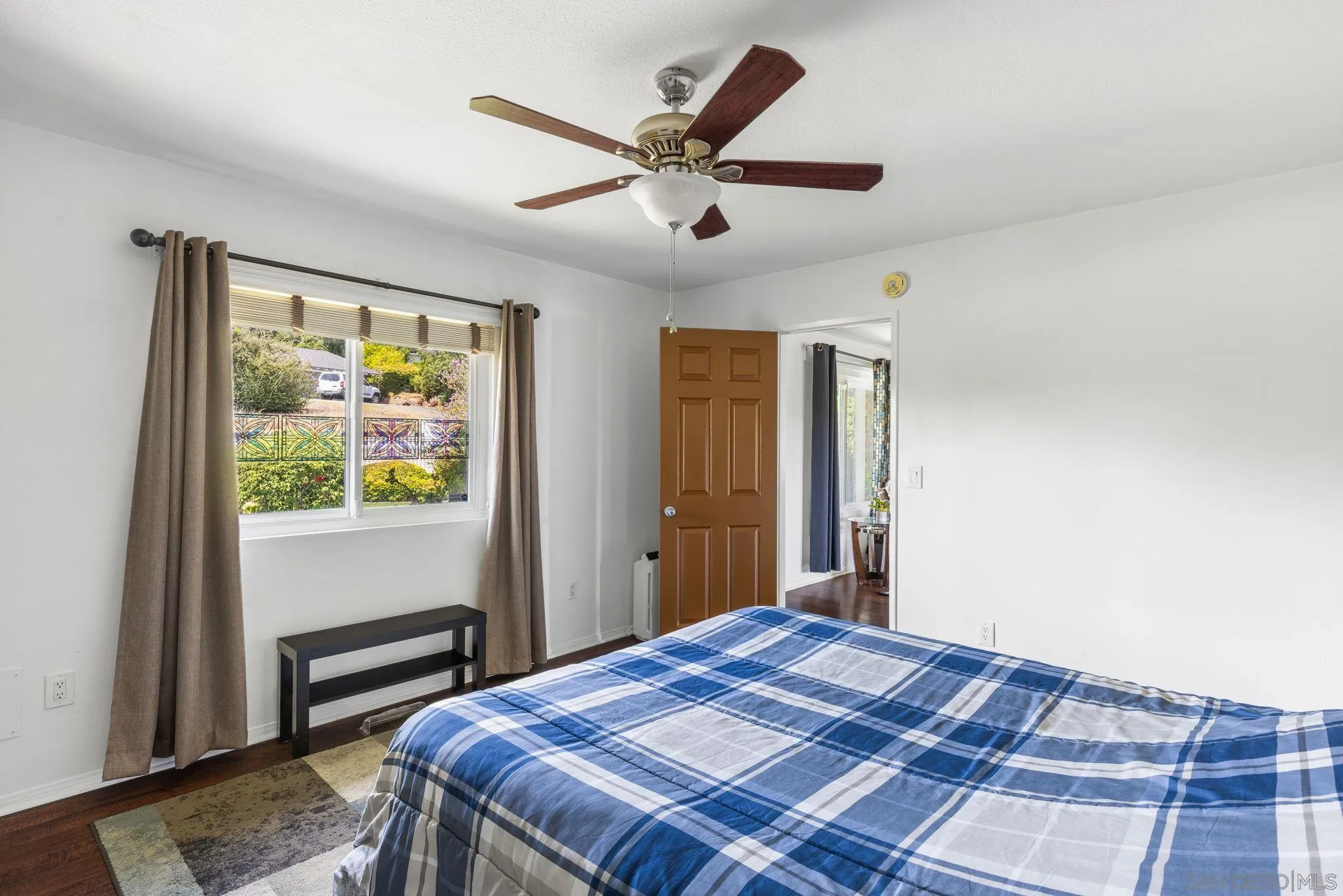 https://cdn.realtyfeed.com/cdn/127/250040941/c895c0619121ae745b25a048d4512c9b.webp