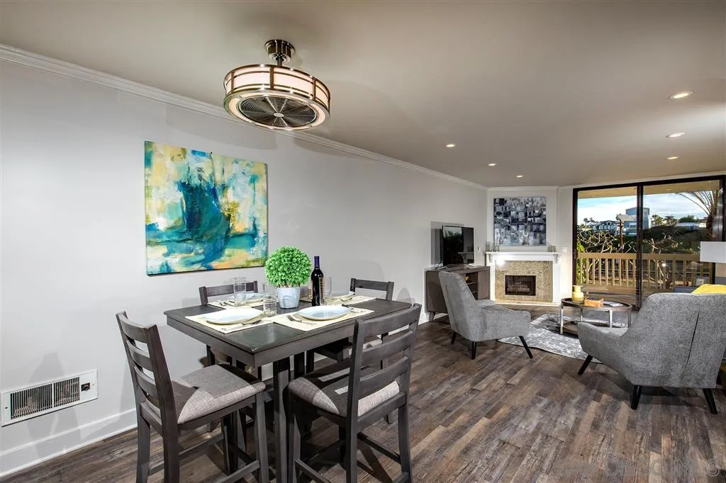 https://cdn.realtyfeed.com/cdn/127/250040943/04ab1abe2d86bdd415cc81418c0b9d6d.webp