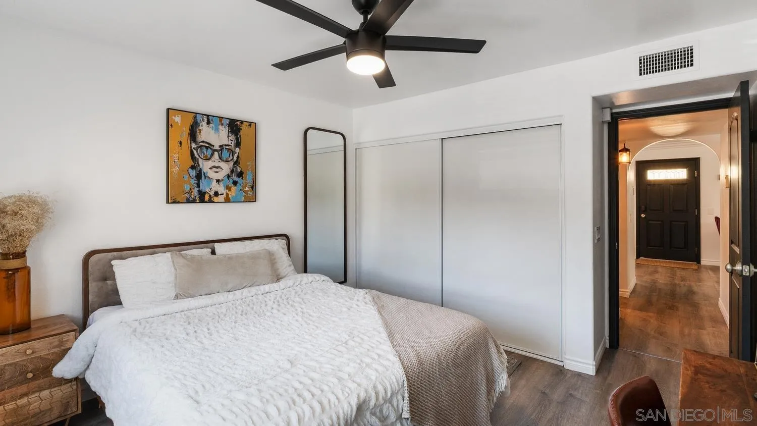 https://cdn.realtyfeed.com/cdn/127/250040944/4c6944b6e10a8a890c1e3a9fb6148f06.webp