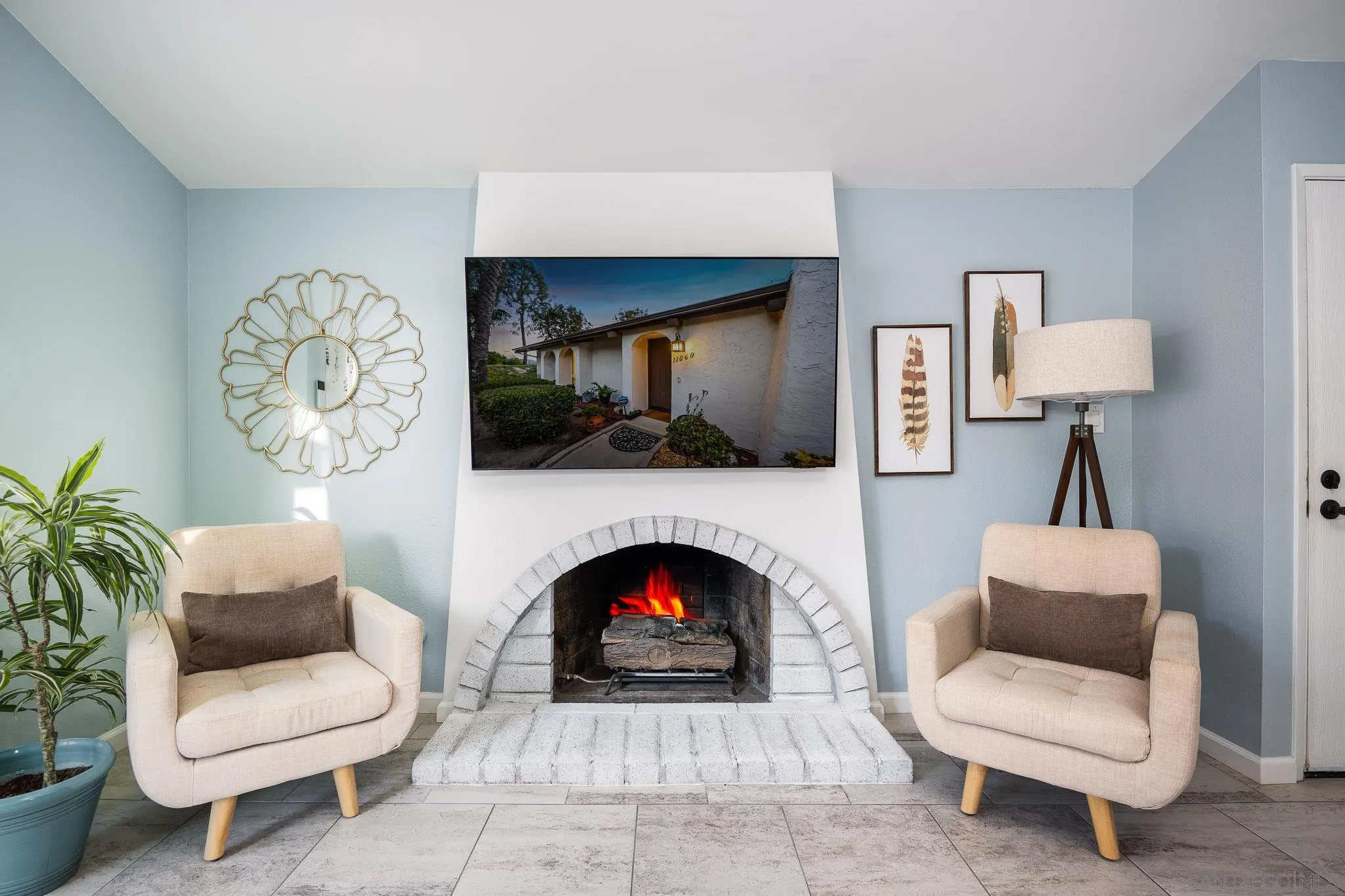 https://cdn.realtyfeed.com/cdn/127/250040948/16046f7b0911fd149716f1cf43bb22b7.webp