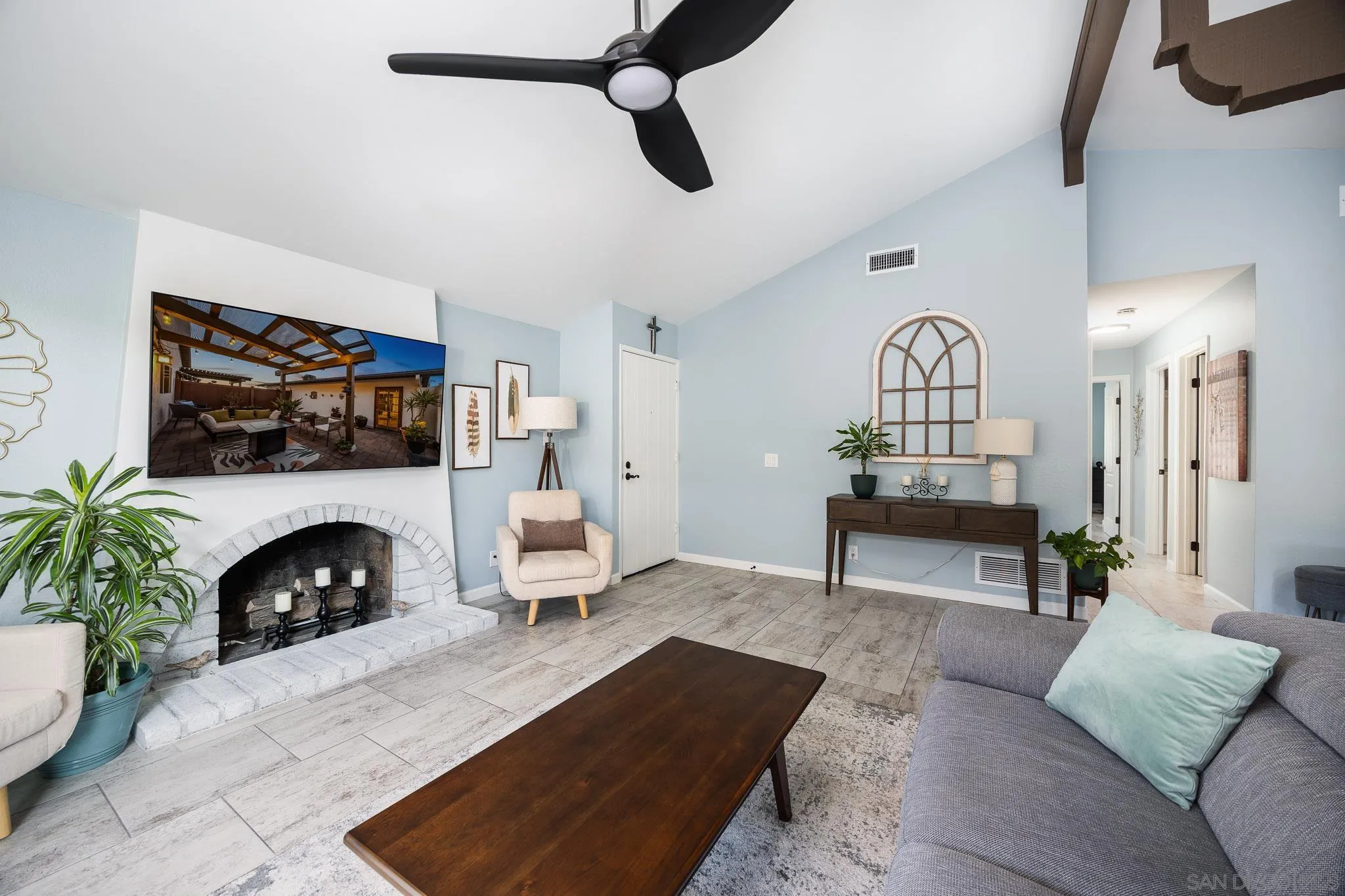 https://cdn.realtyfeed.com/cdn/127/250040948/73d4be12f5220760cfd6c4dd1c898640.webp