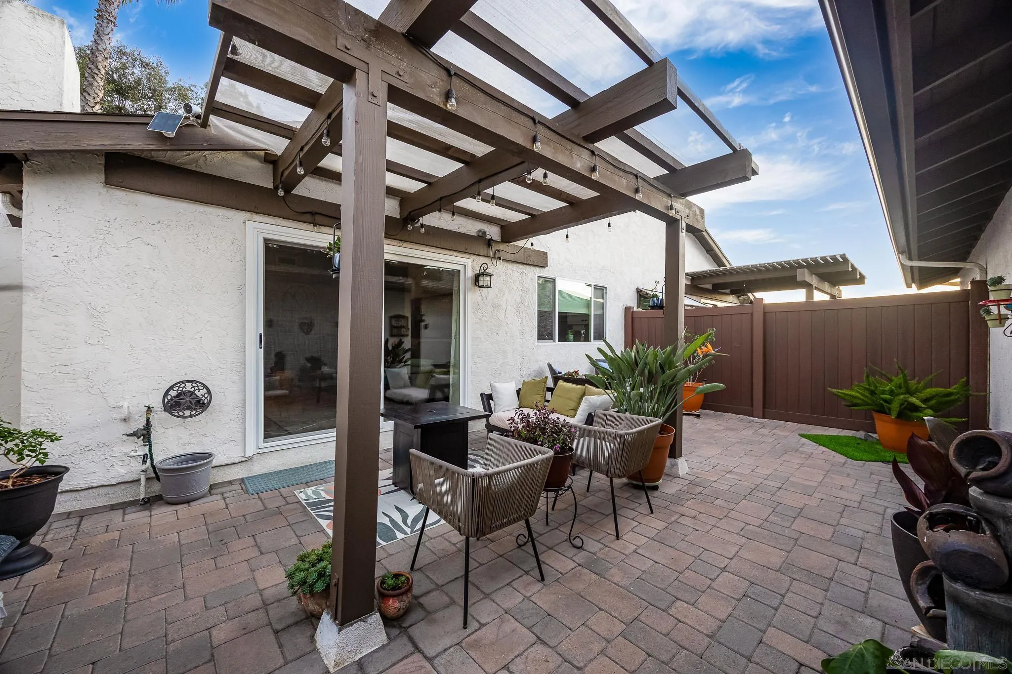 https://cdn.realtyfeed.com/cdn/127/250040948/bca577c0777395ac070ca8f95aac49dc.webp