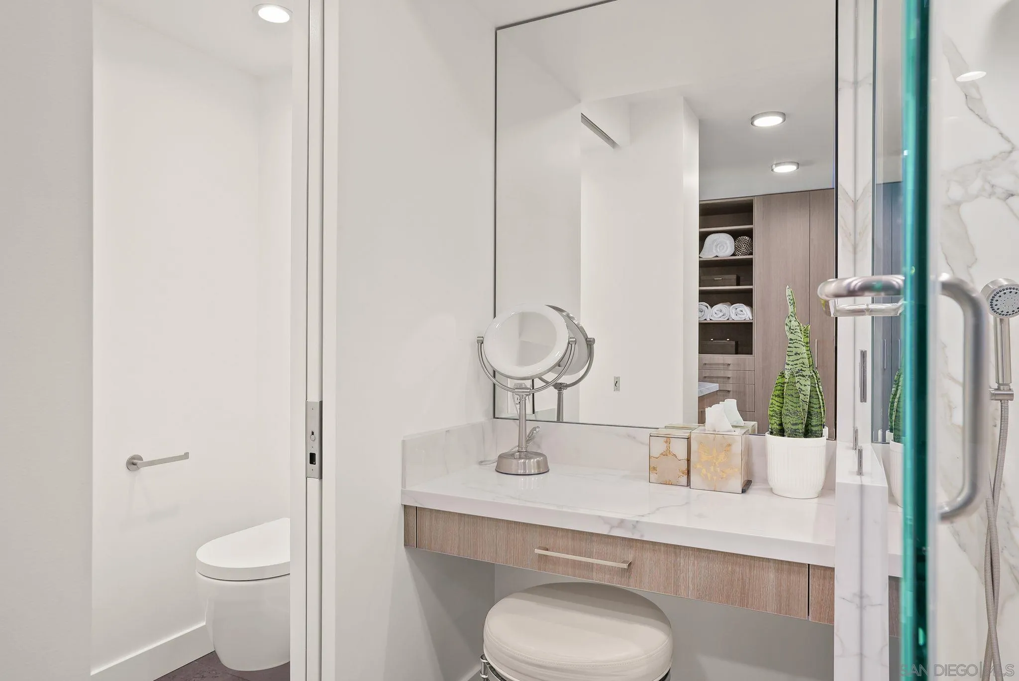 https://cdn.realtyfeed.com/cdn/127/250040950/0708ffcdadafc03b4af7a9df94eb30ba.webp