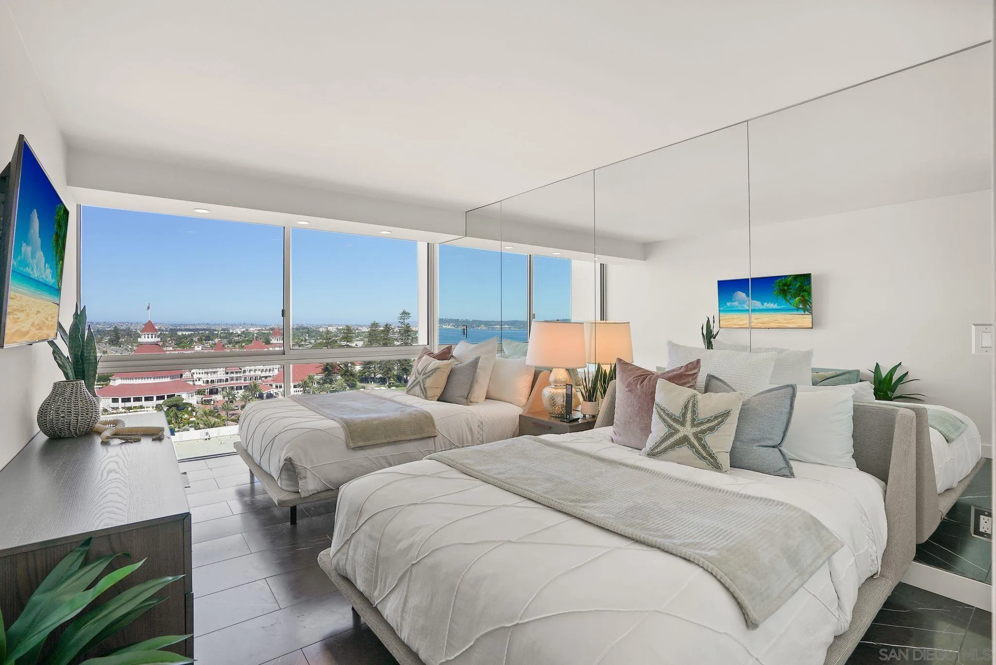 https://cdn.realtyfeed.com/cdn/127/250040950/72685ae5b122e44f41ca9c24c0e0fae7.webp
