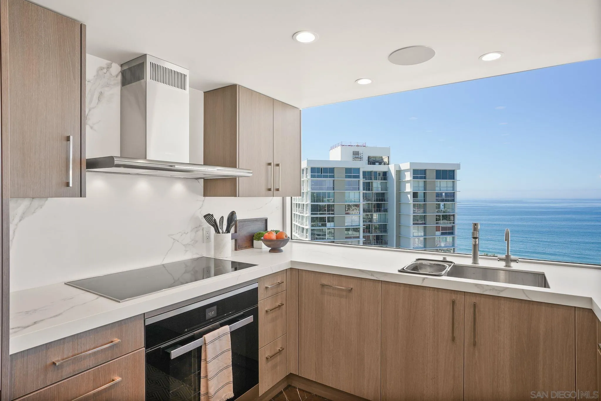 https://cdn.realtyfeed.com/cdn/127/250040950/c9371d379dc7c3c2cc25585f623d9a91.webp