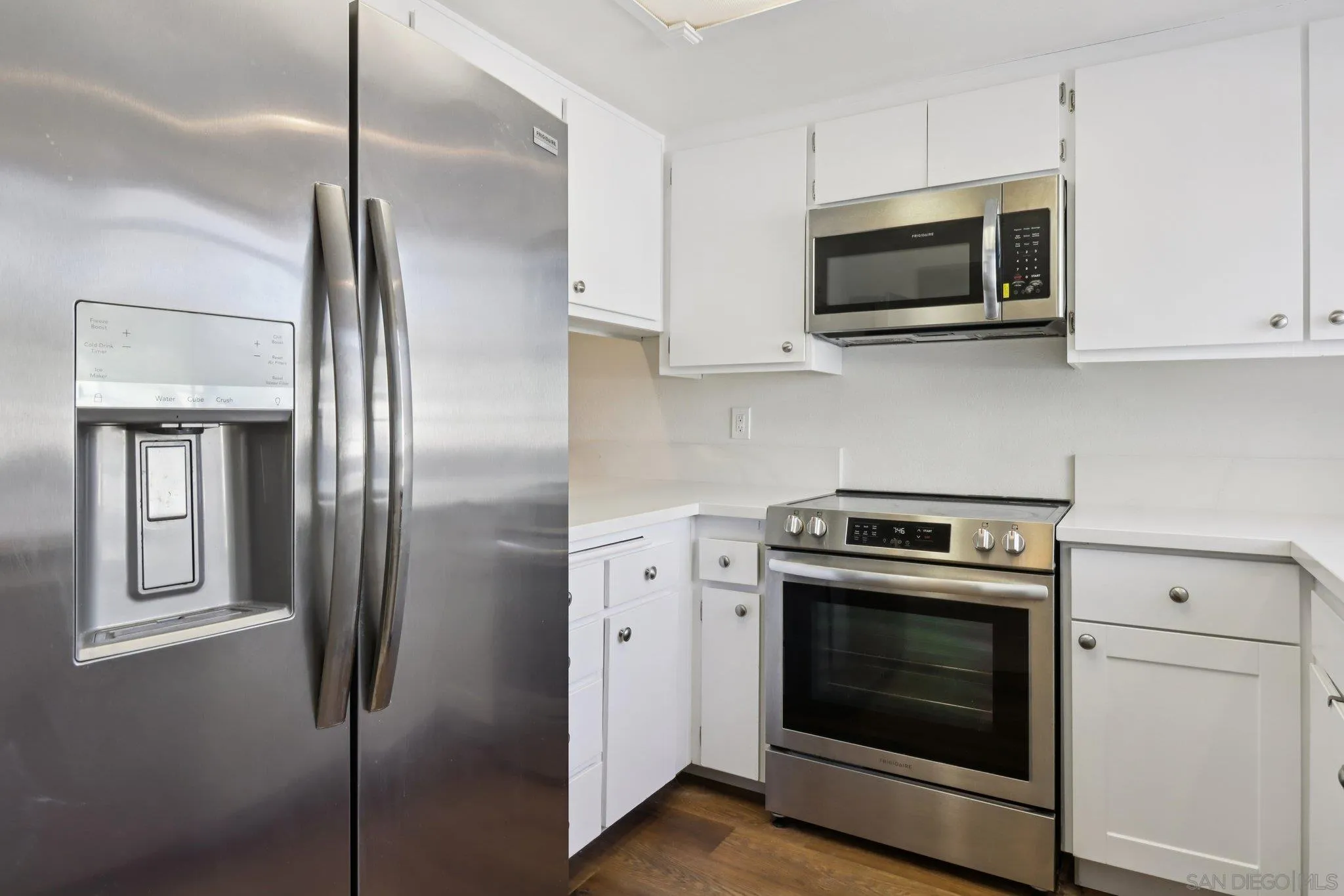 Photo #4: 250040954 Listing 