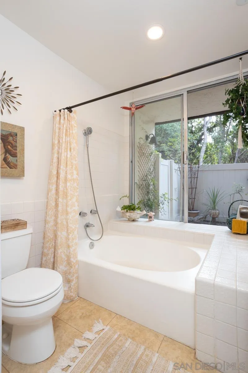 https://cdn.realtyfeed.com/cdn/127/250040958/f59bbafa8204b587909d1c632ad7ee7d.webp