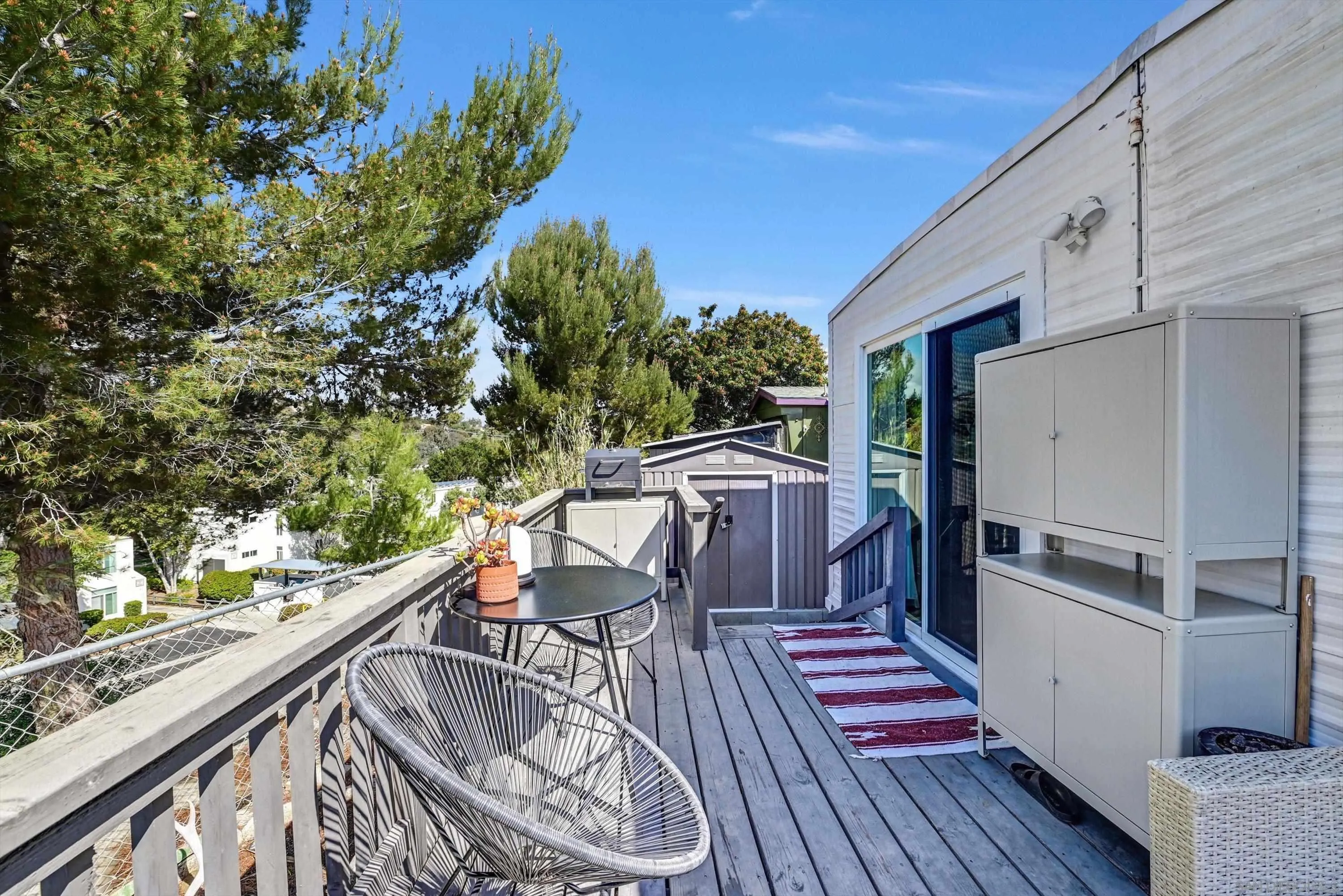 https://cdn.realtyfeed.com/cdn/127/250040959/01f093fd3e06641a10bb36776075db78.webp