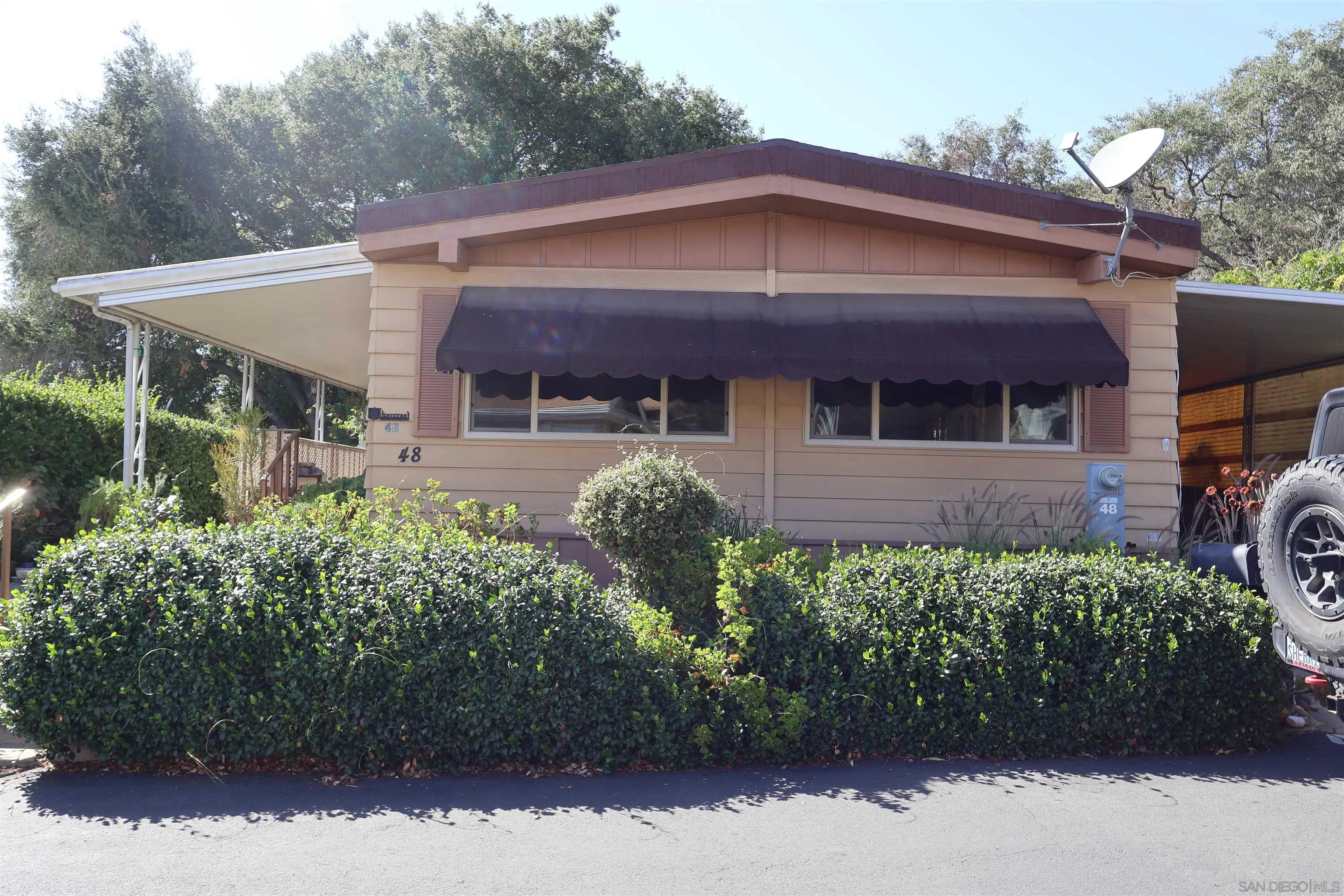 https://cdn.realtyfeed.com/cdn/127/250040963/1414ab0c37cdbd4a185d351f1b88f063.webp