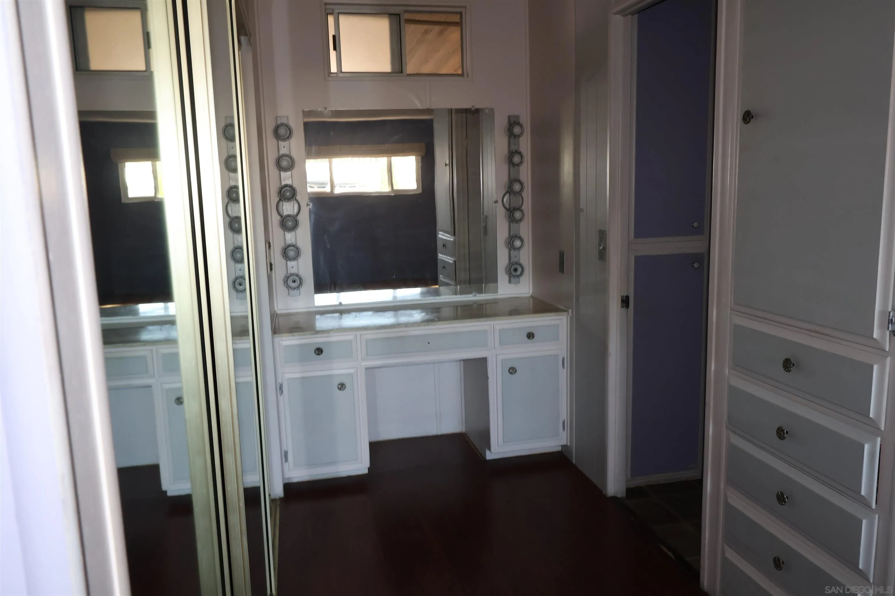 https://cdn.realtyfeed.com/cdn/127/250040963/dc87e1e3c82a723f31c8cdf98958f6b4.webp