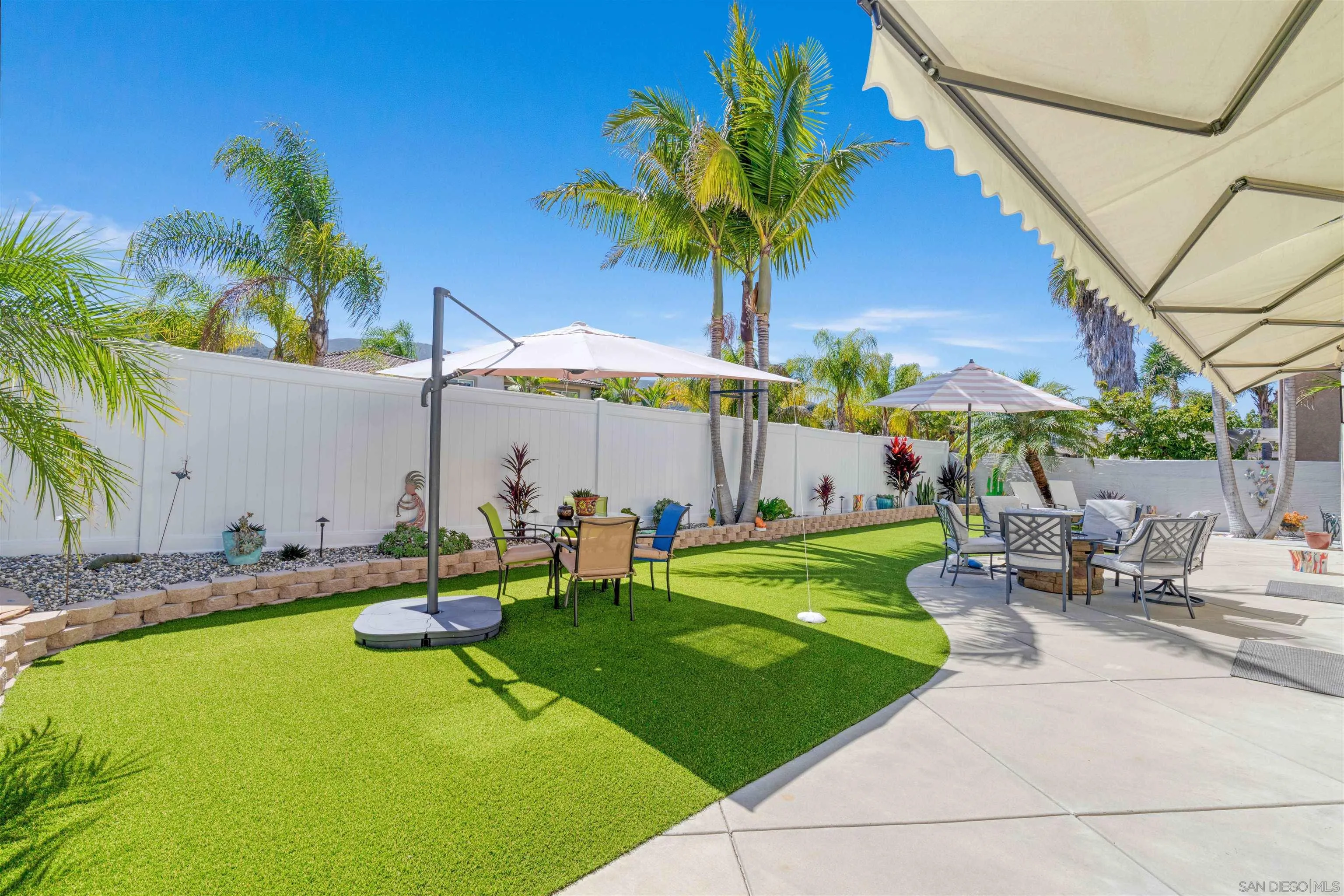 https://cdn.realtyfeed.com/cdn/127/250040965/d0c9de3b88f5df75ab3eea7822ba625e.webp