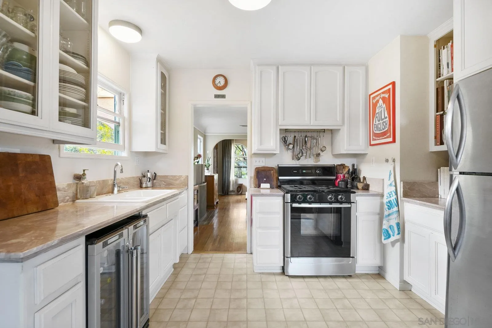 https://cdn.realtyfeed.com/cdn/127/250040972/3c2ab55c6f7c2ed76617a89920a9911e.webp