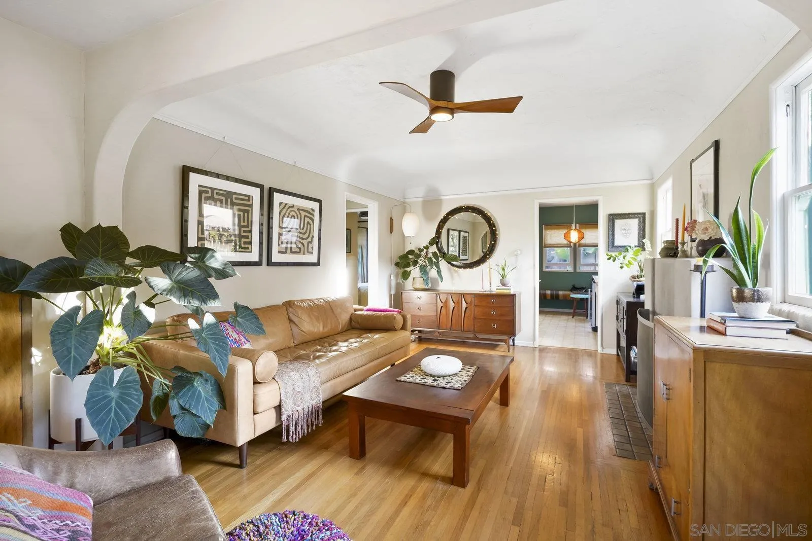 https://cdn.realtyfeed.com/cdn/127/250040972/75ca2ca6d1c6b0a86adb0e6a077f6c55.webp