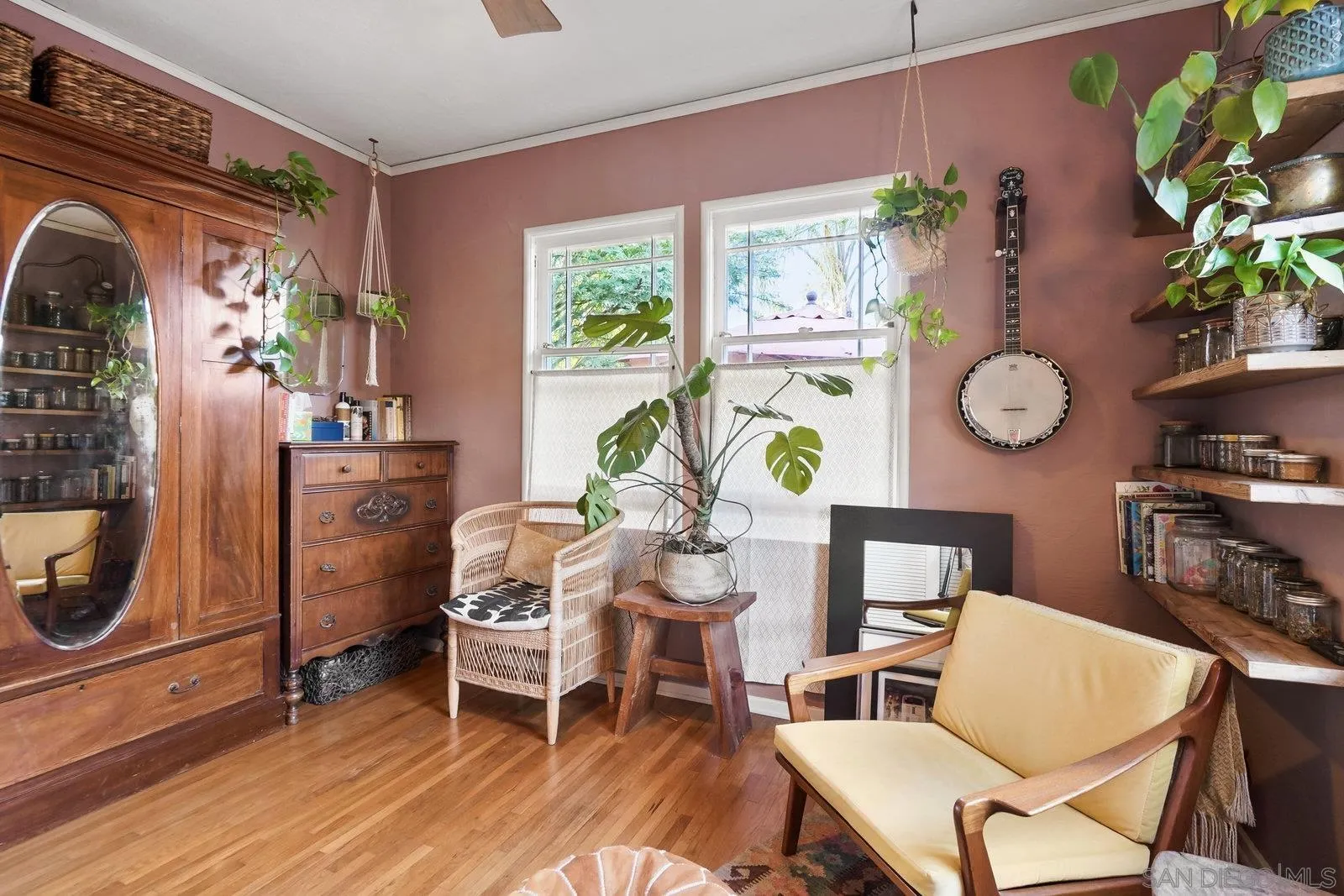 https://cdn.realtyfeed.com/cdn/127/250040972/82c2cce72a9cb0c87ec61cd9f097dcab.webp