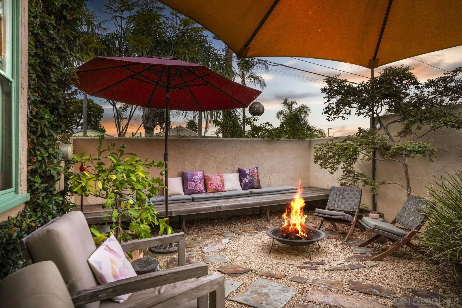 https://cdn.realtyfeed.com/cdn/127/250040972/baace62e60d3104cbf6fb0dd36a5d28a.webp